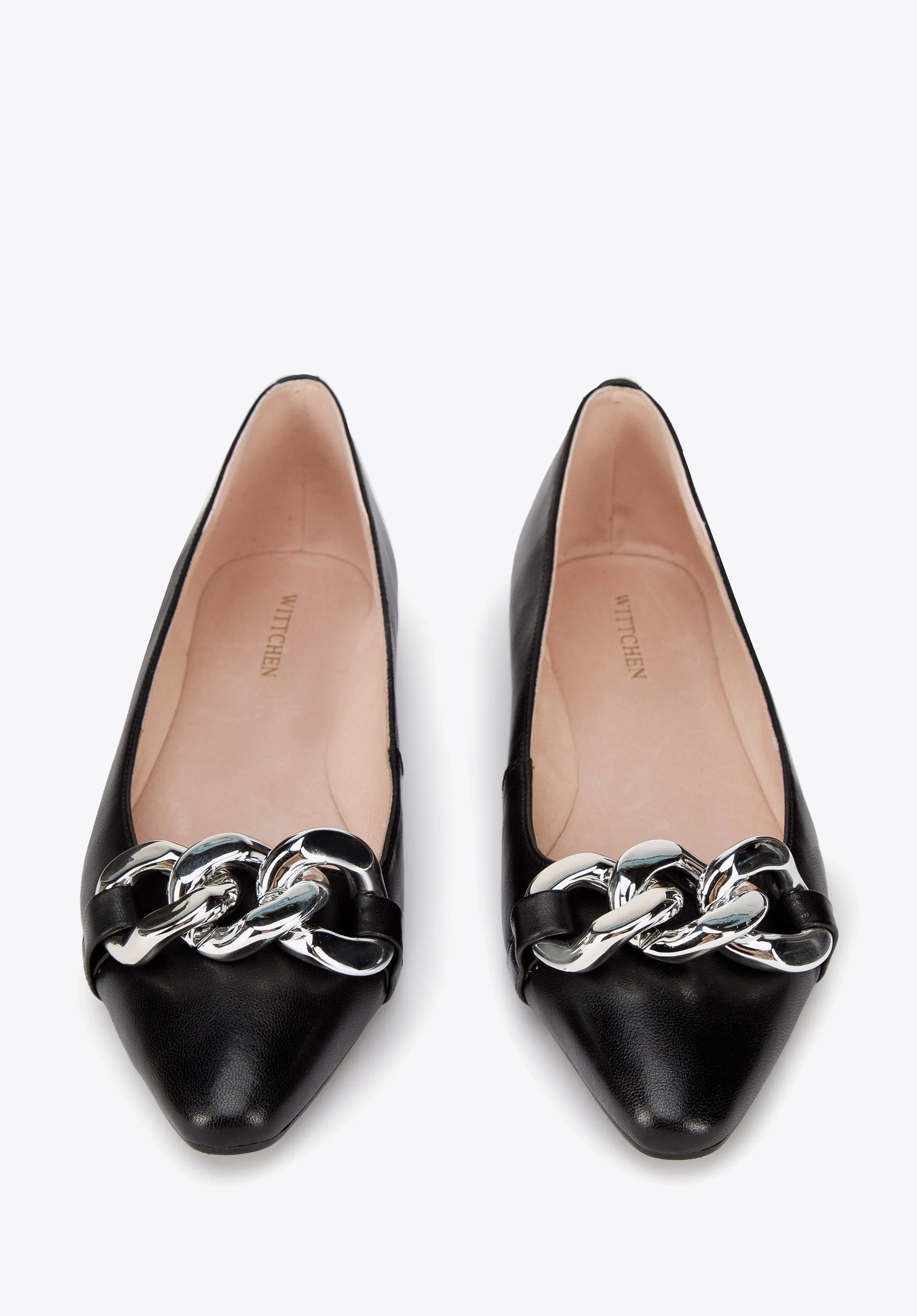 Baleriny skórzane z łańcuchem