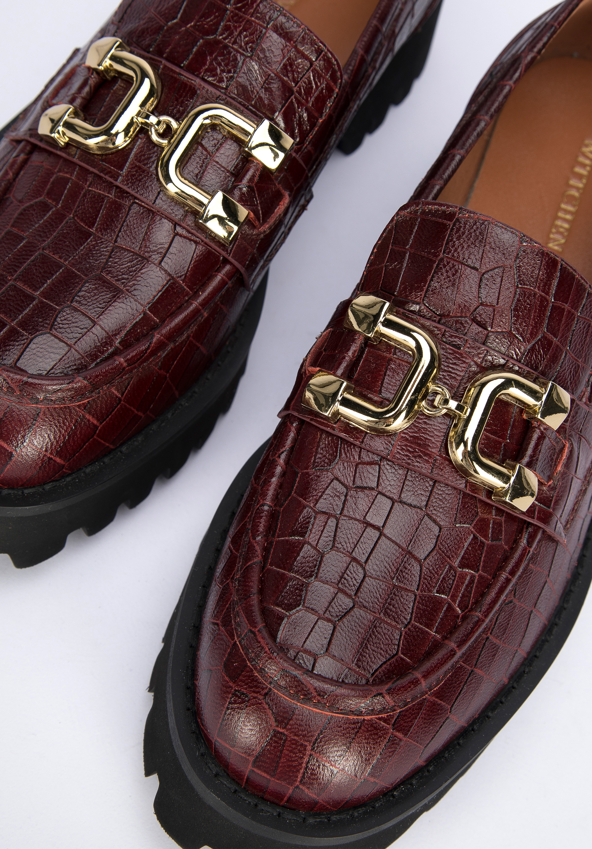 Damskie mokasyny ze skóry z klamerką