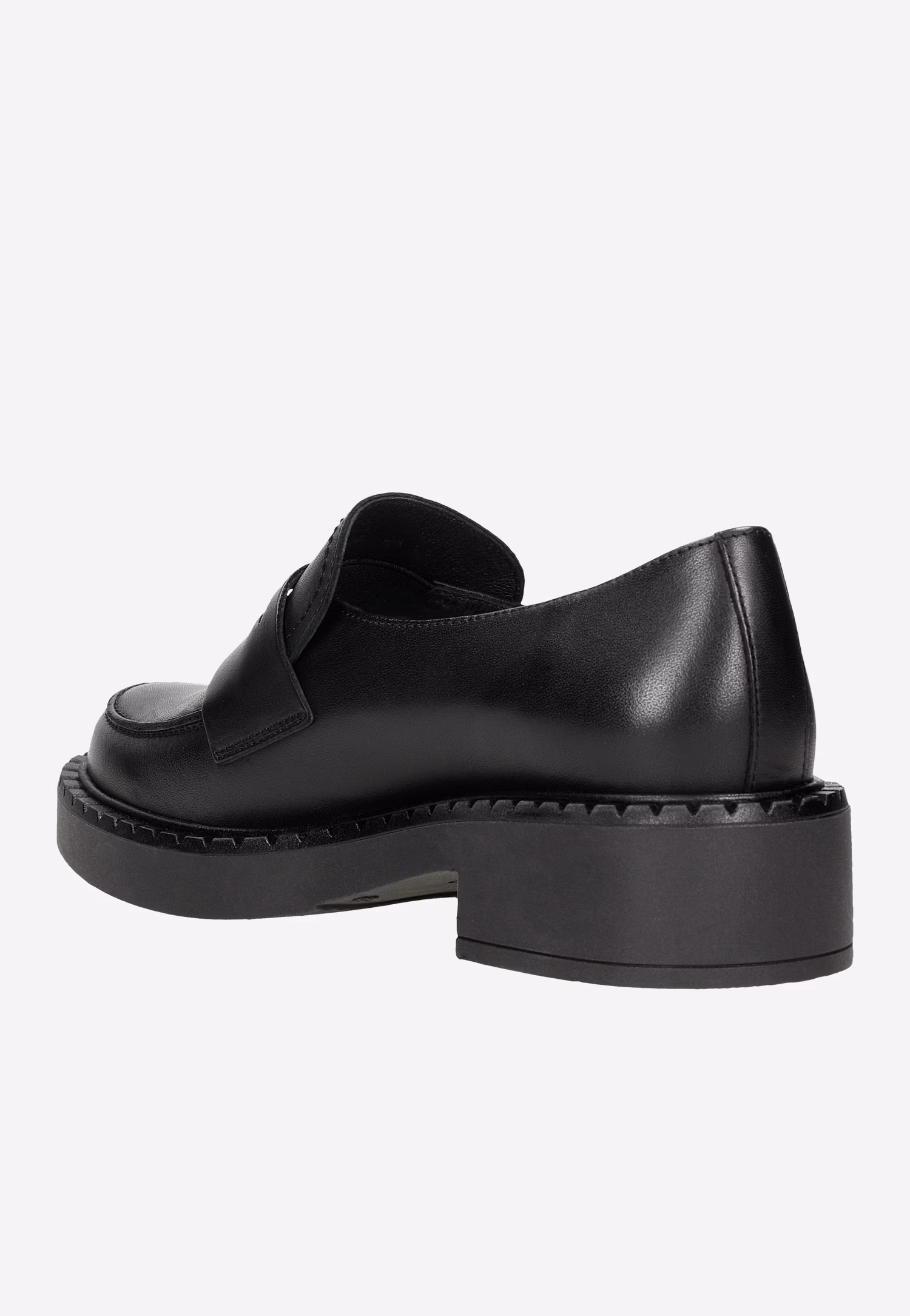 Czarne mokasyny damskie na wyższej podeszwie