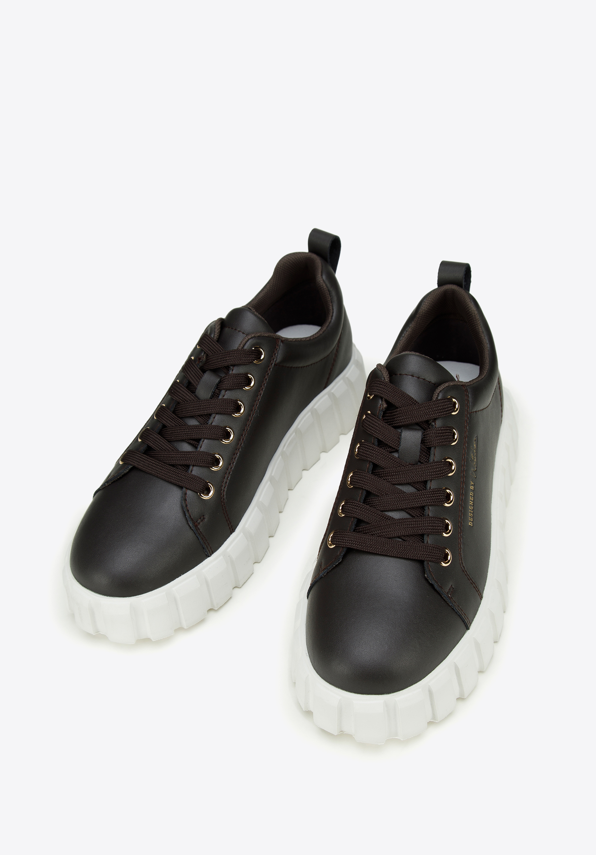 Damskie sneakersy skórzane na grubej platformie