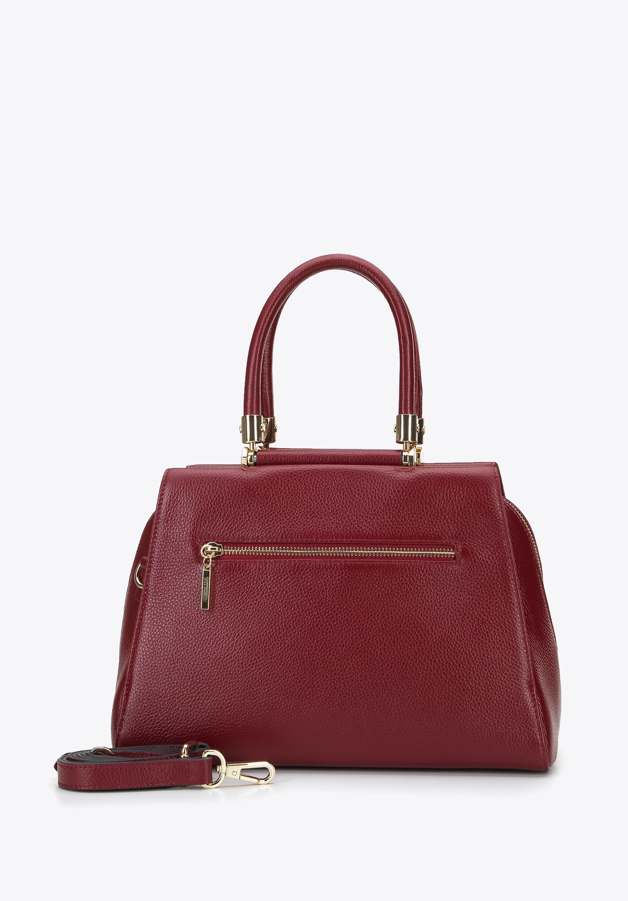 Torebka kuferek skórzana z geometrycznymi okuciami