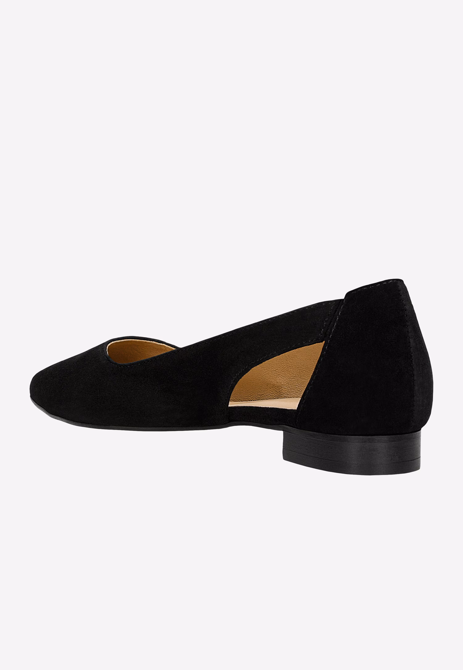 Czarne czółenka damskie z wycięciami i noskiem w szpic