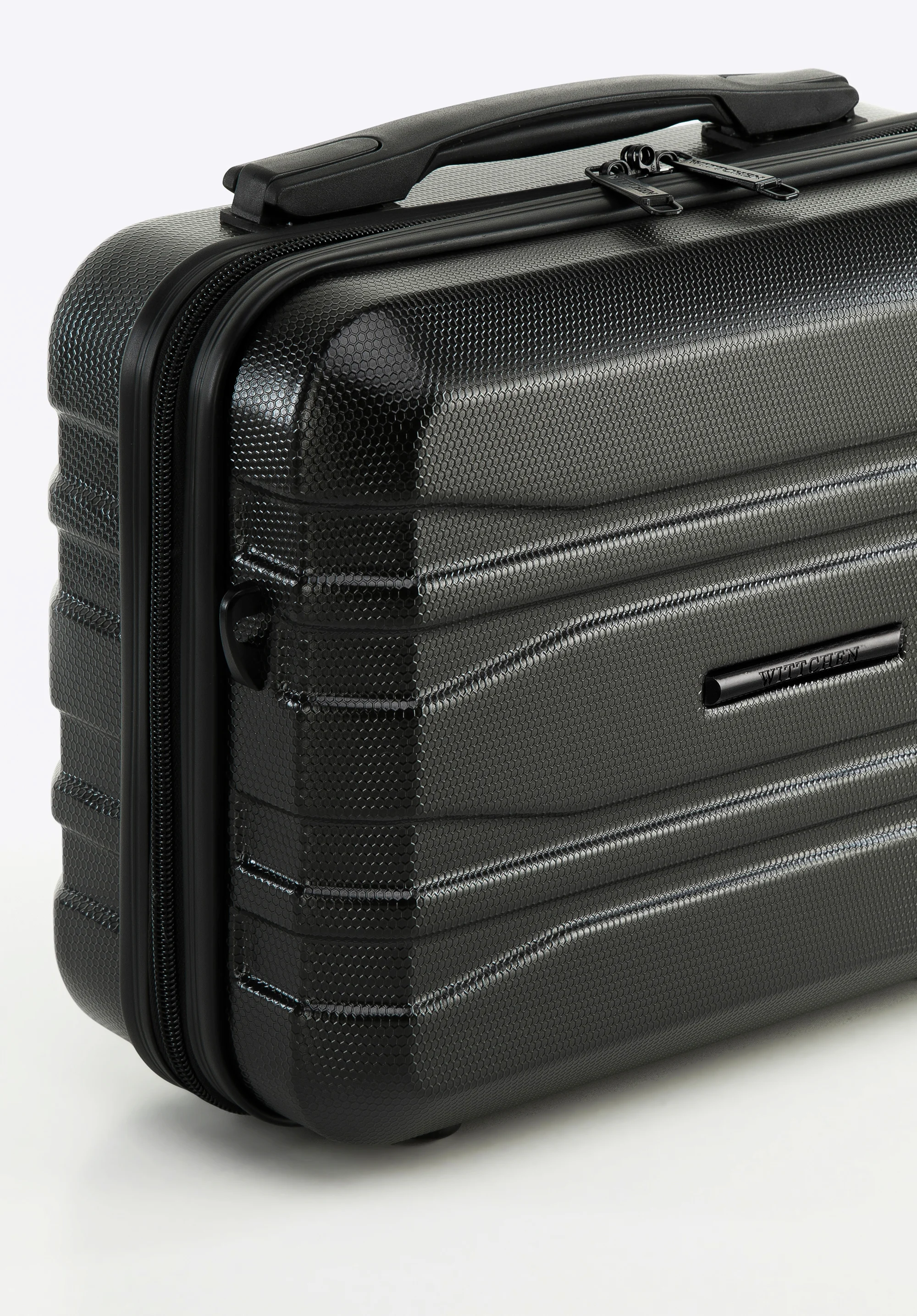 Kosmetyczka podróżna z polikarbonu nowoczesna