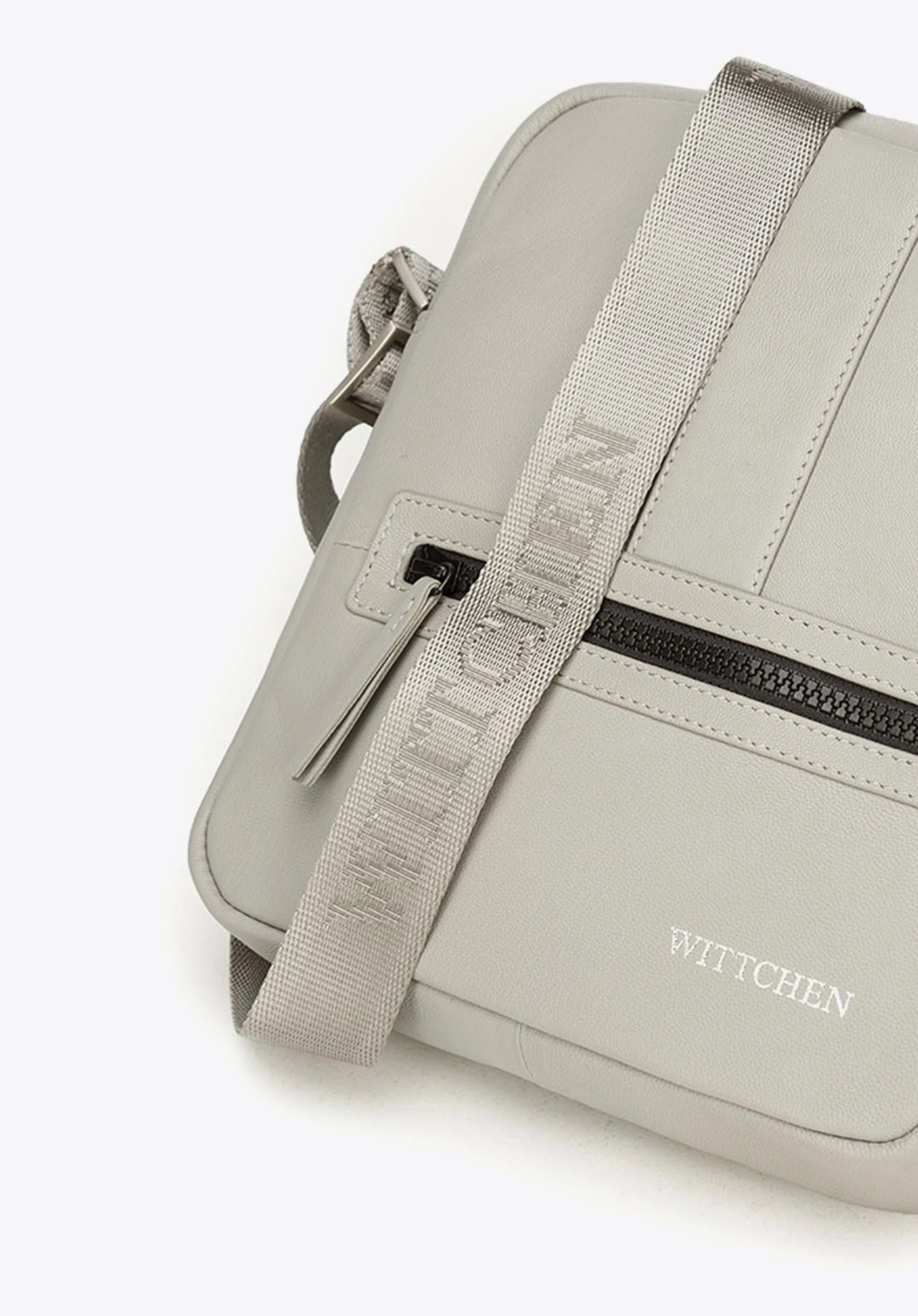 Męska listonoszka skórzana stębnowana mała