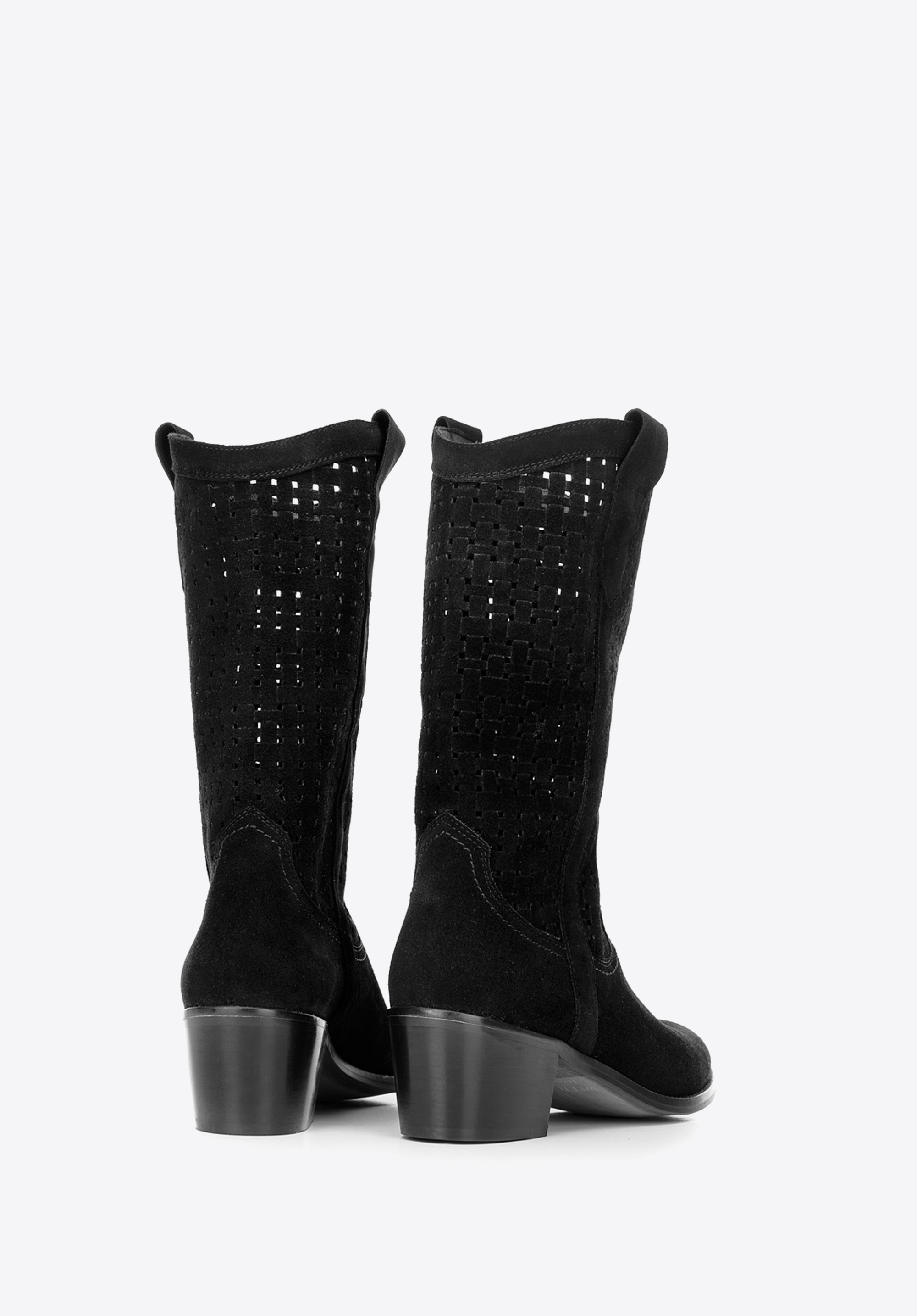 Kowbojki z zamszu ażurowe wysokie