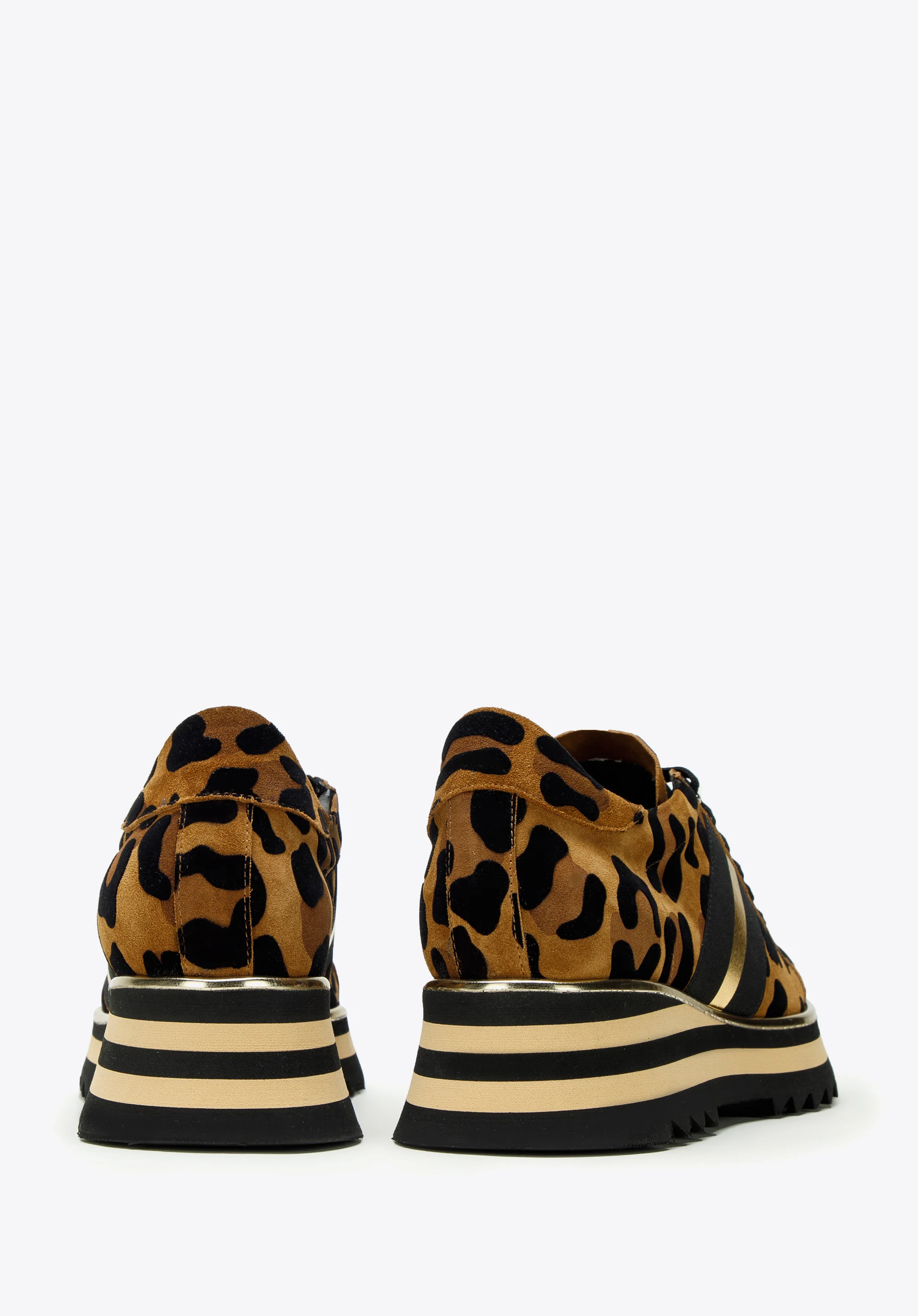 Damskie sneakersy zamszowe w zwierzęcy wzór