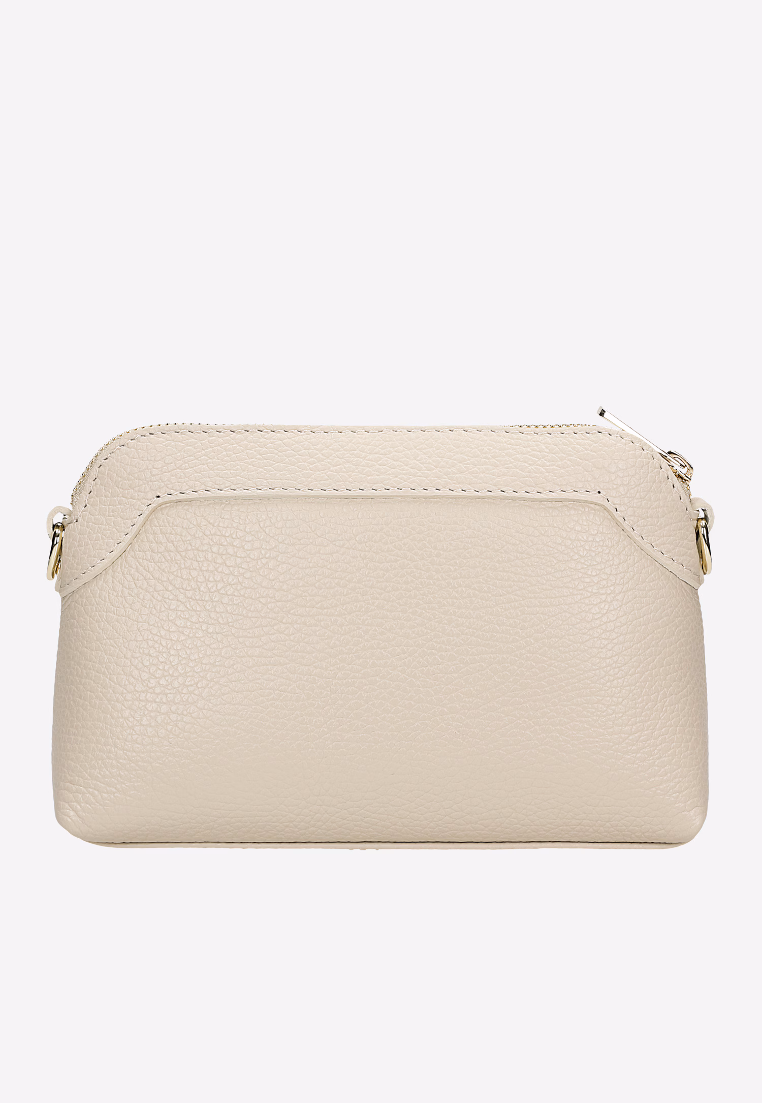 Mała czarna torebka wizytowa ze złotą ozdobą