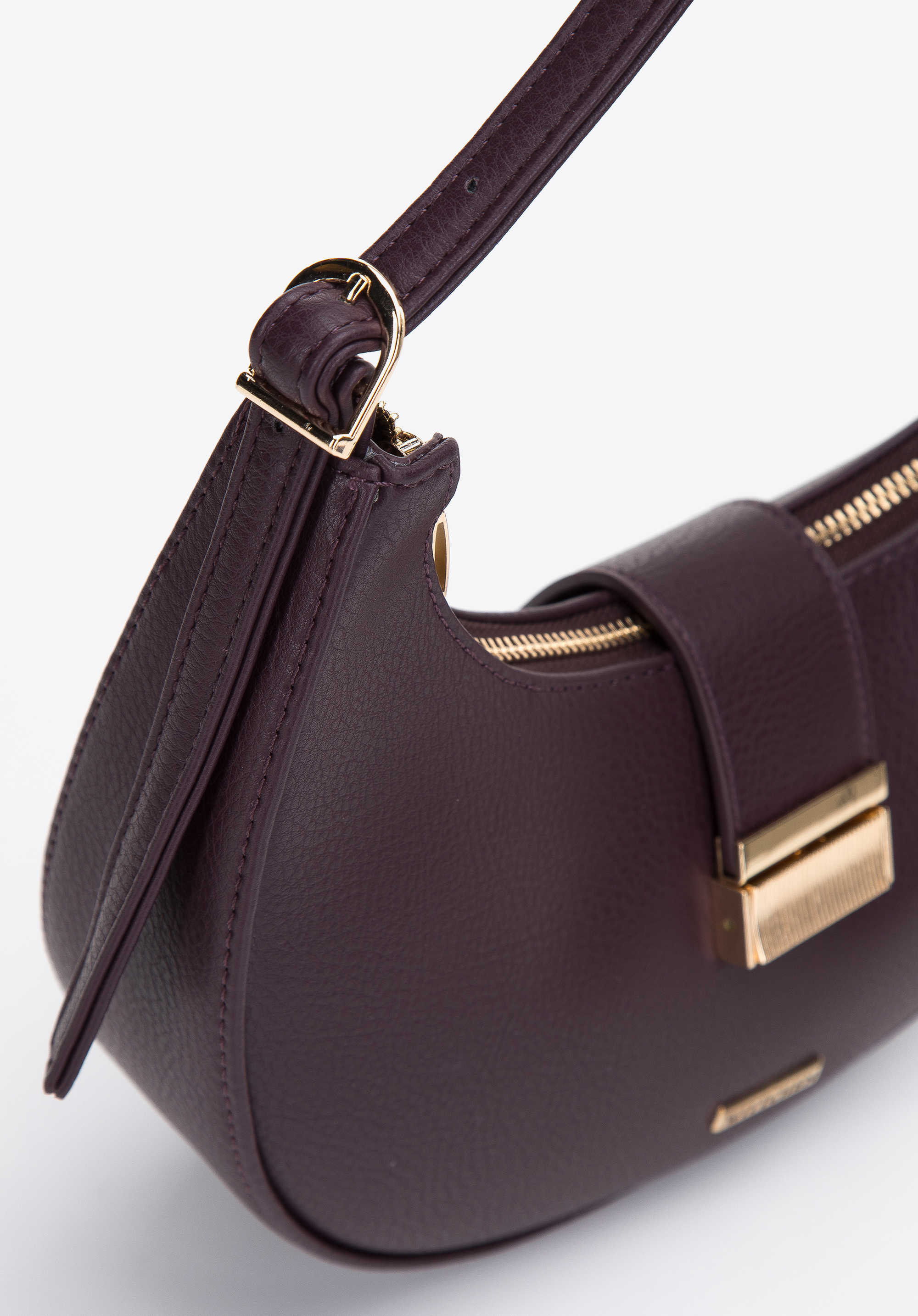 Torebka bagietka z ekoskóry z klamrą