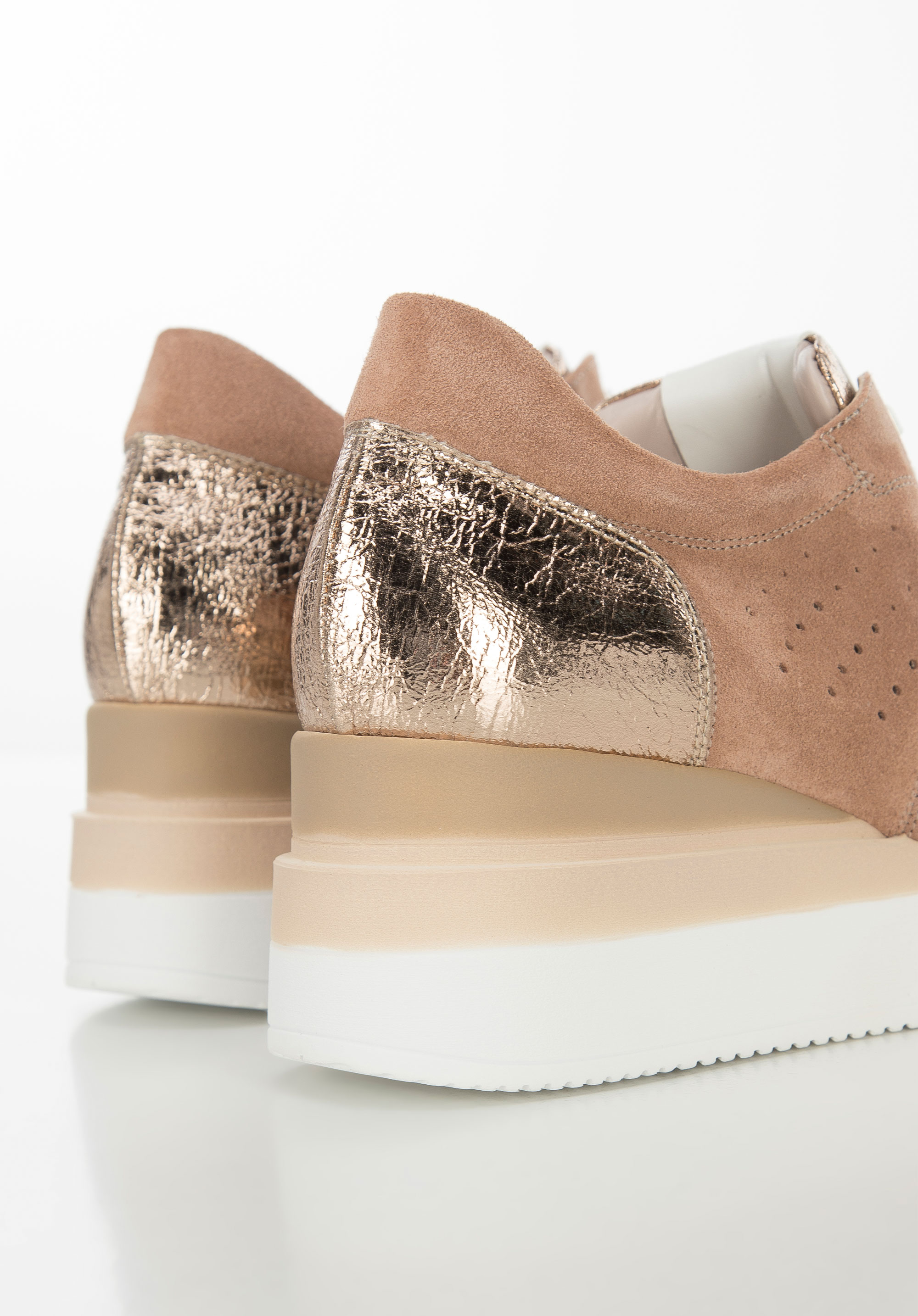 Damskie sneakersy zamszowe na koturnie w pasy