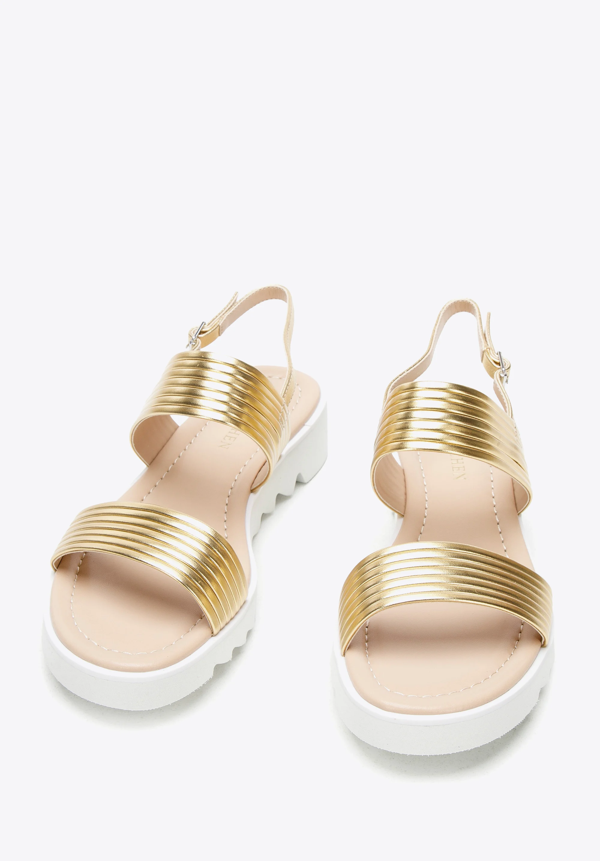 Damskie sandały z szerokimi paskami na platformie