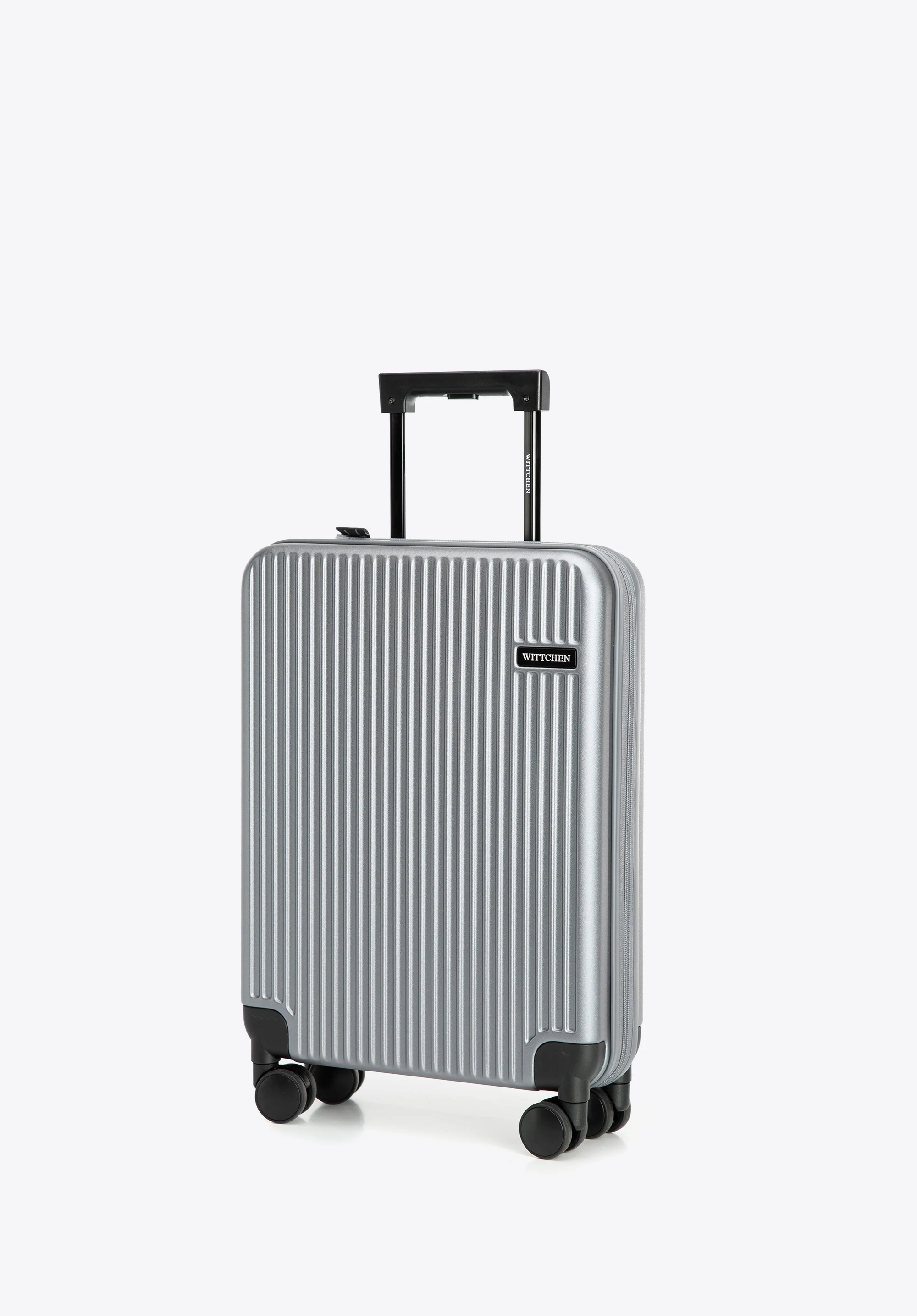 Walizka kabinowa z polikarbonu poszerzana