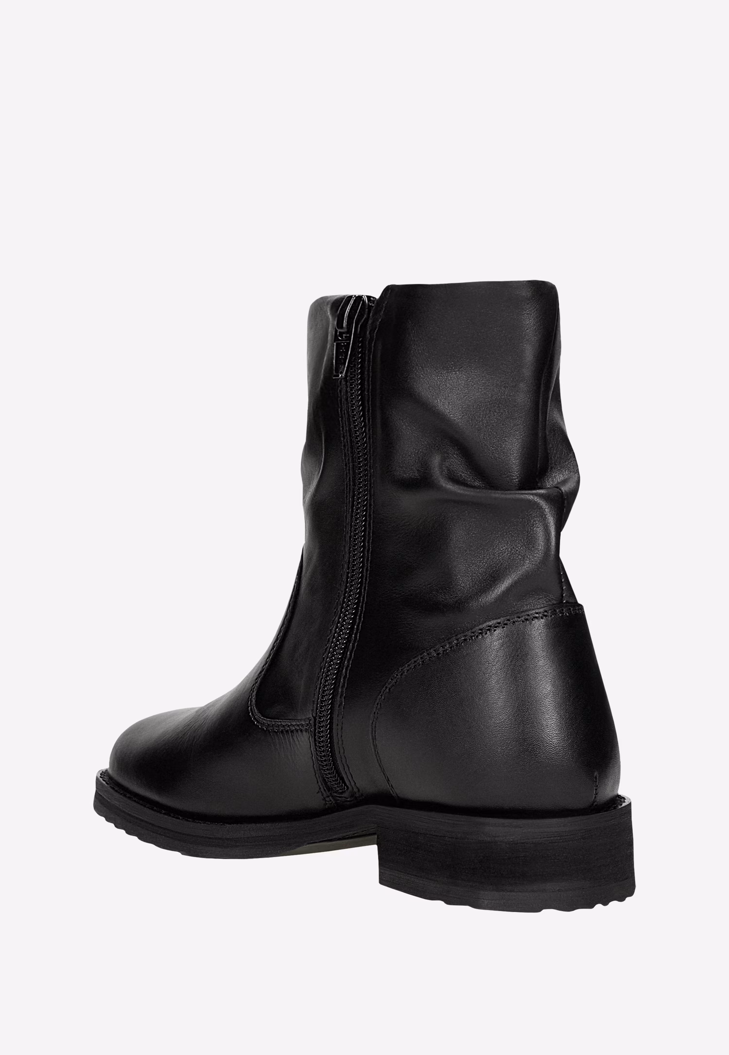 Czarne botki damskie z marszczoną cholewką