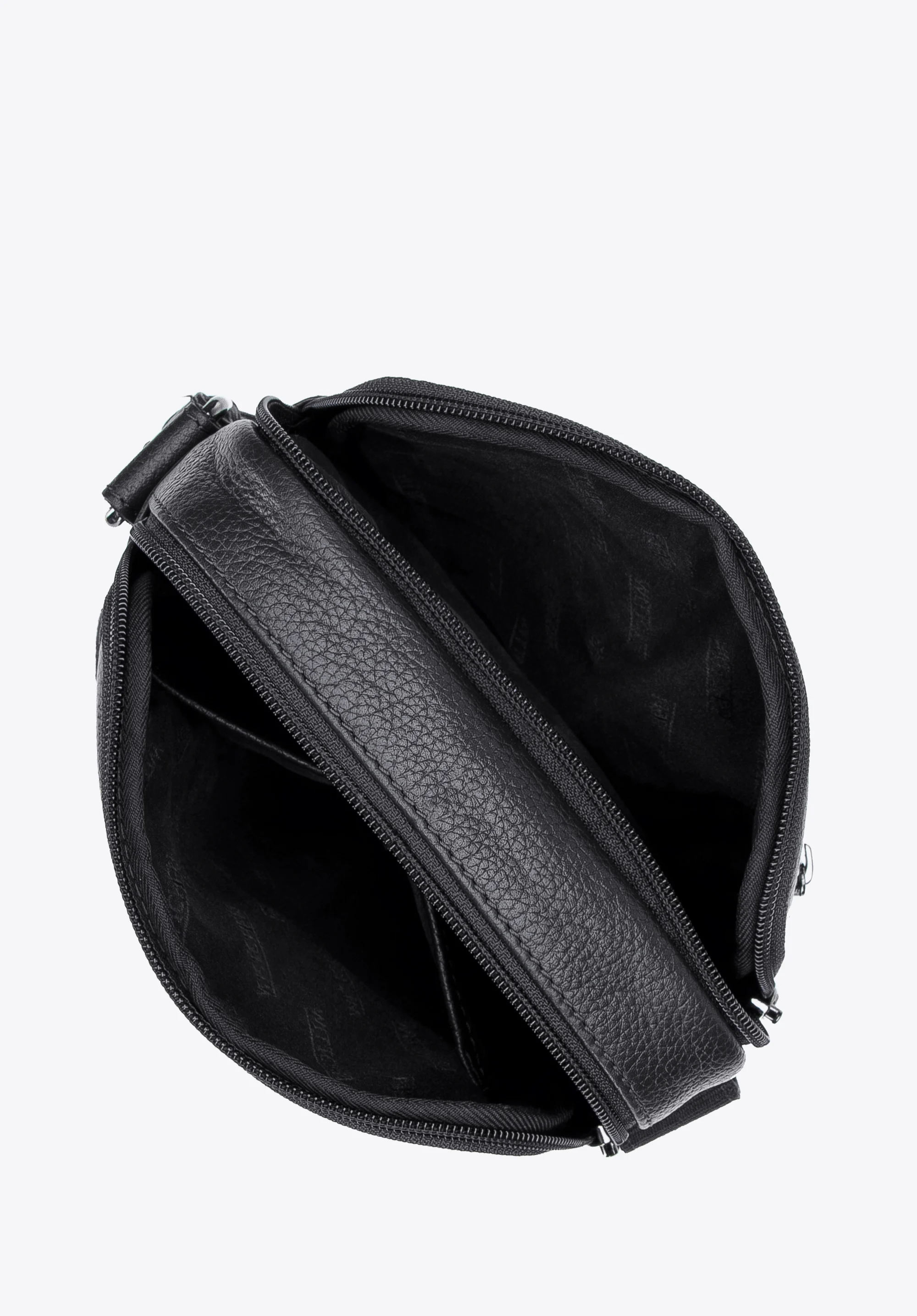 Męska listonoszka skórzana z pionowym paskiem