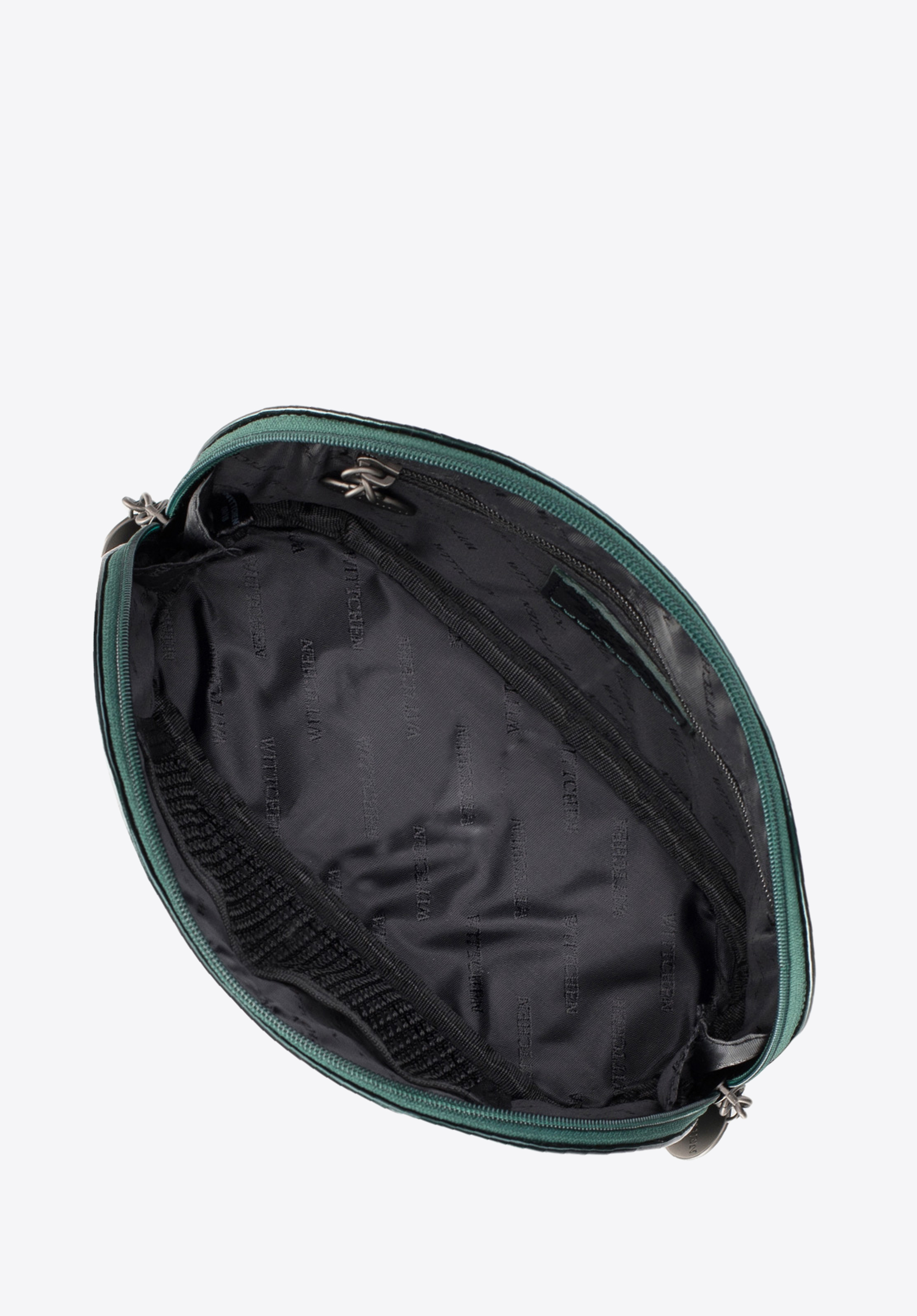 Damska kosmetyczka skórzana lakierowana z monogramem