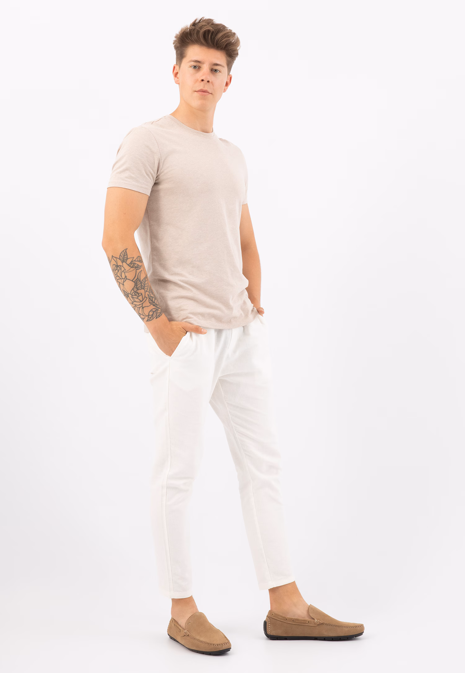 Niebieskie półbuty typu mokasyny z dwoiny welurowej