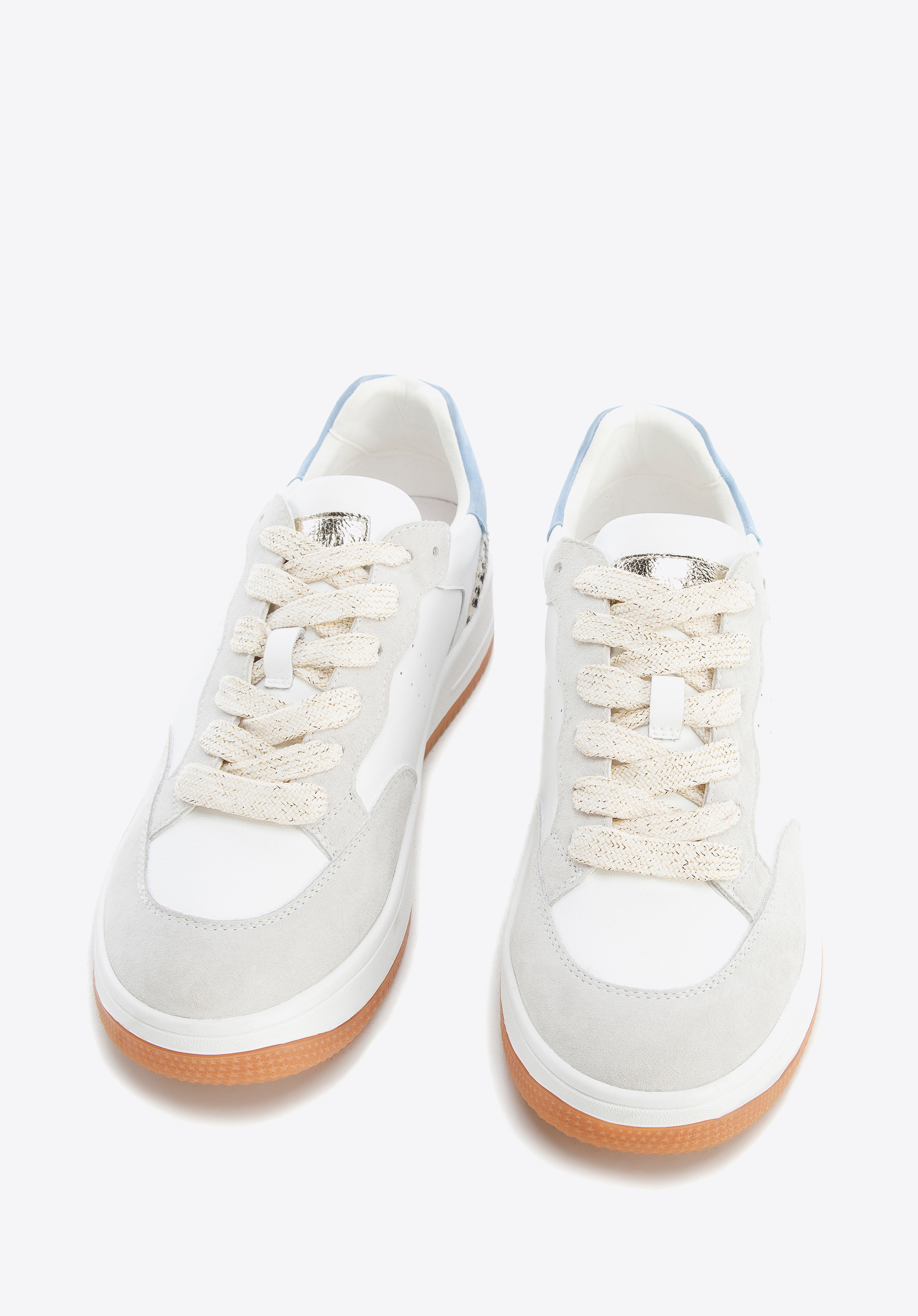 Damskie sneakersy skórzane ze wstawką z motywem zwierzęcym