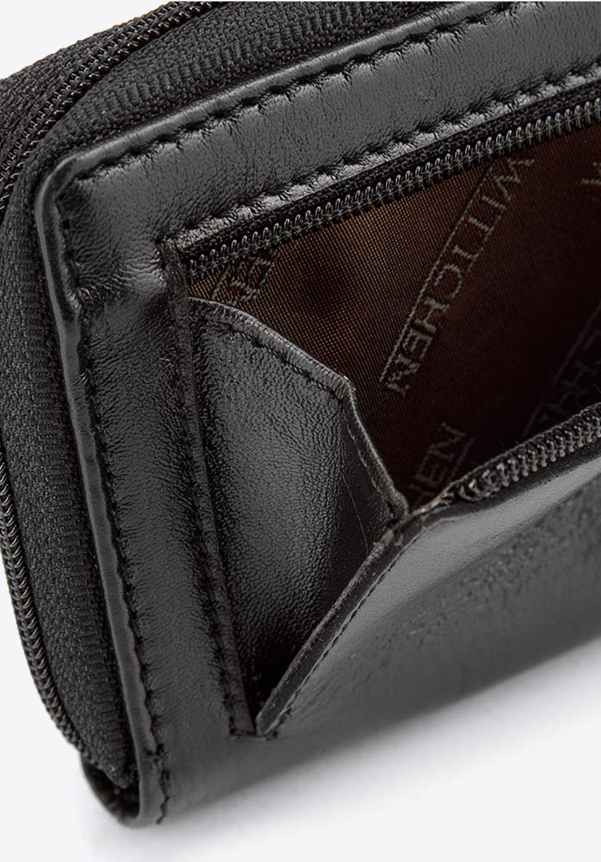 Damski portfelik skórzany z patką