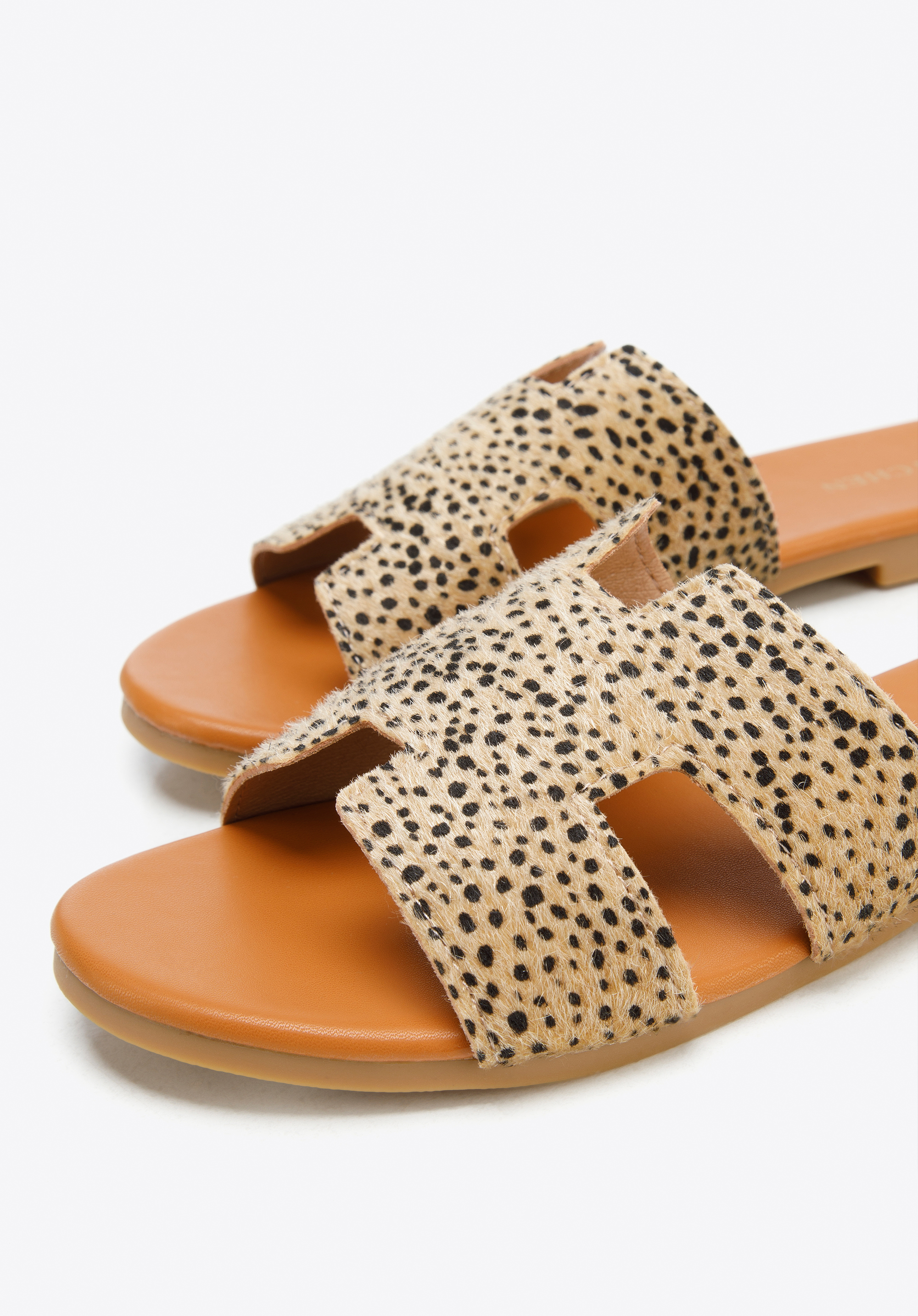 Damskie klapki z przodem w literę H