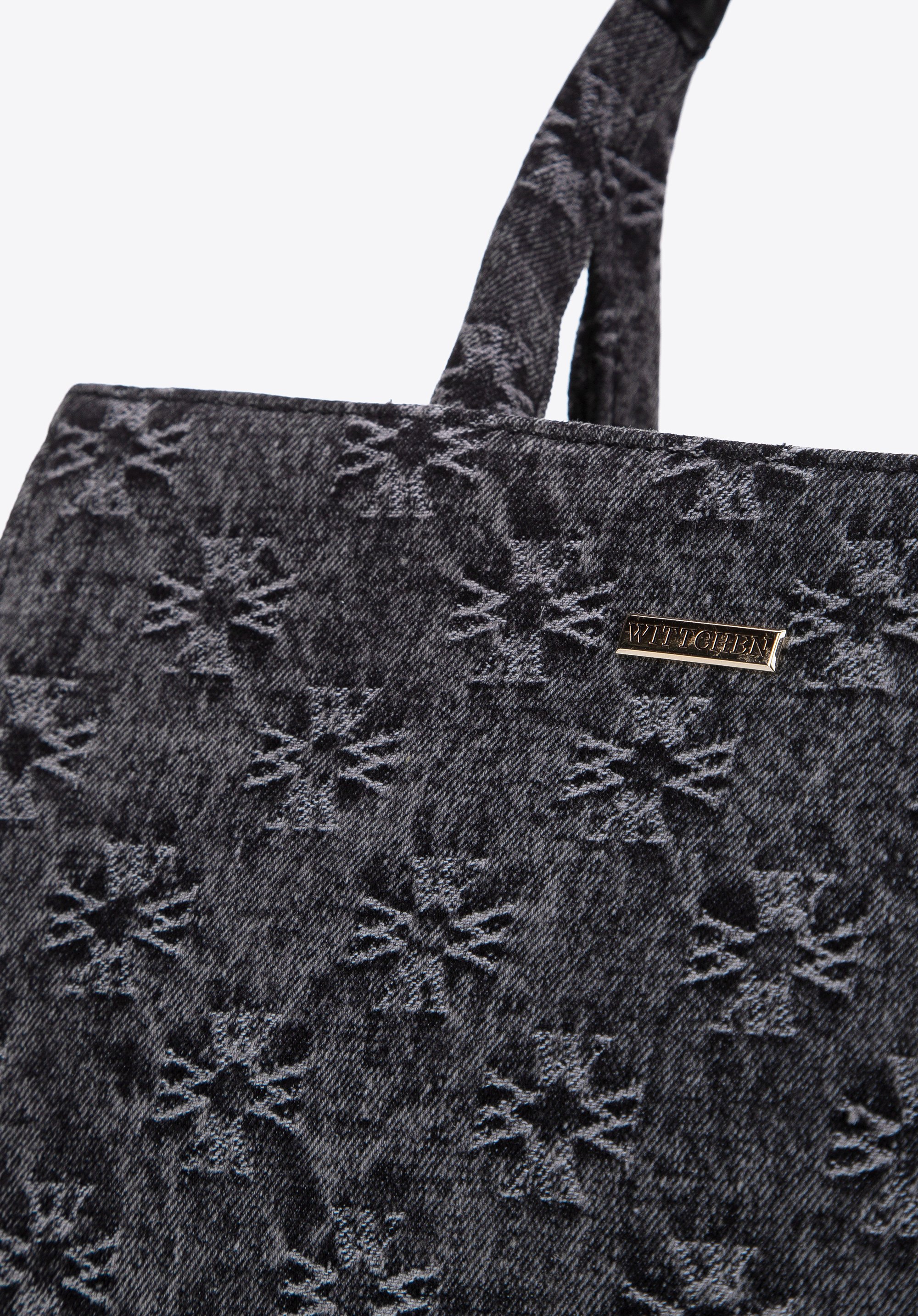 Torebka kuferek dżinsowa w monogram