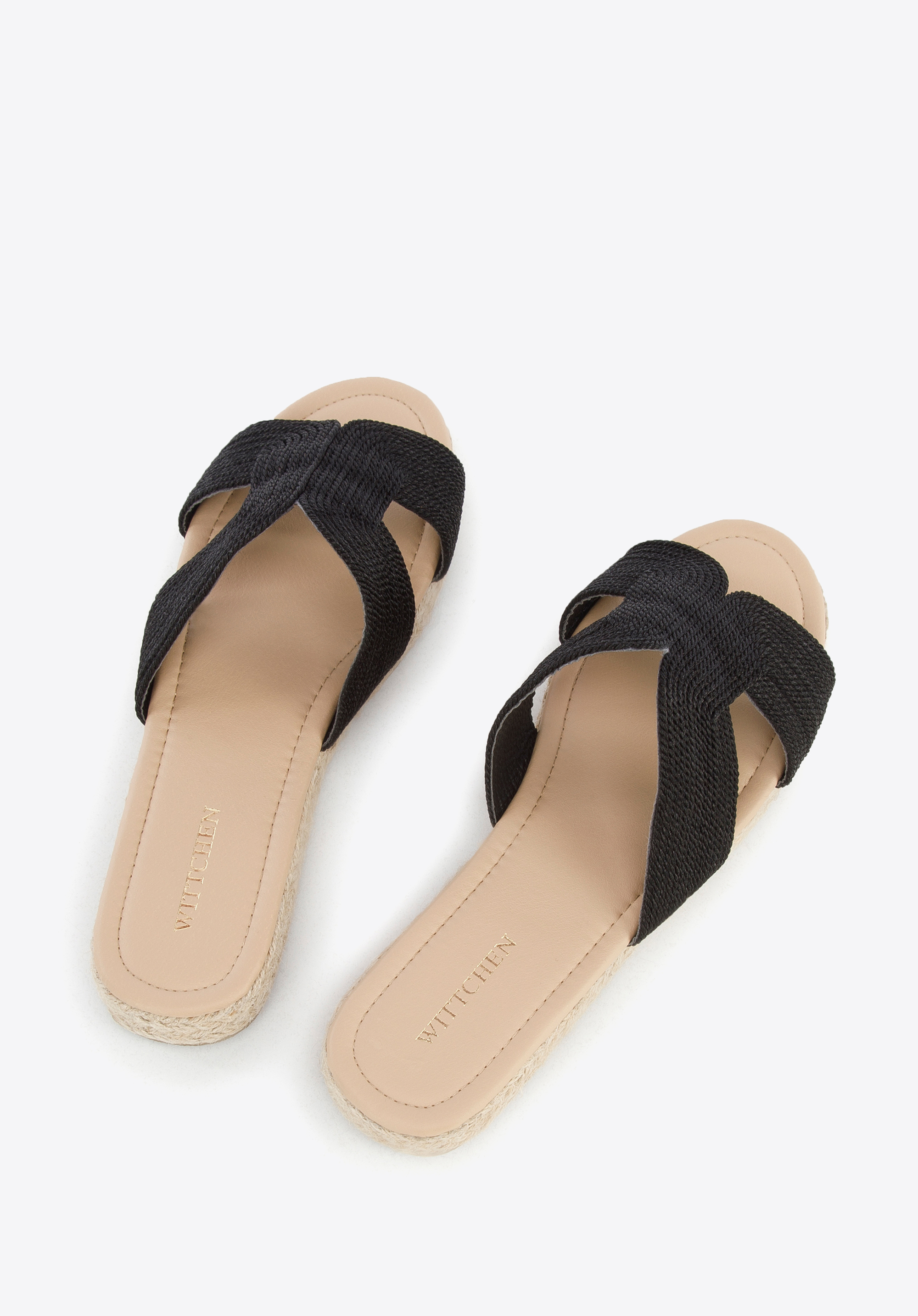 Damskie klapki na słomkowej podeszwie