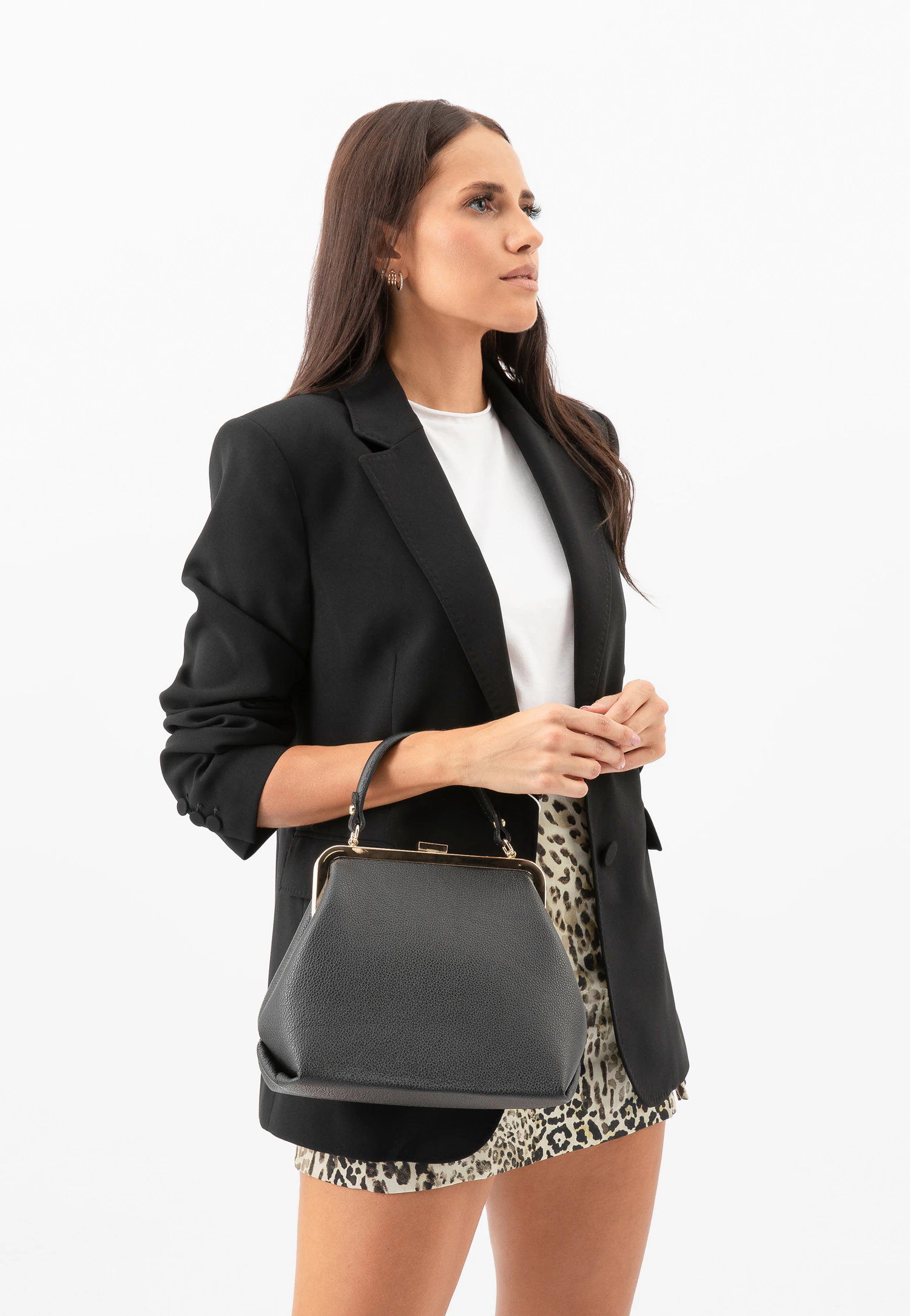 Beżowa skórzana torebka frame bag