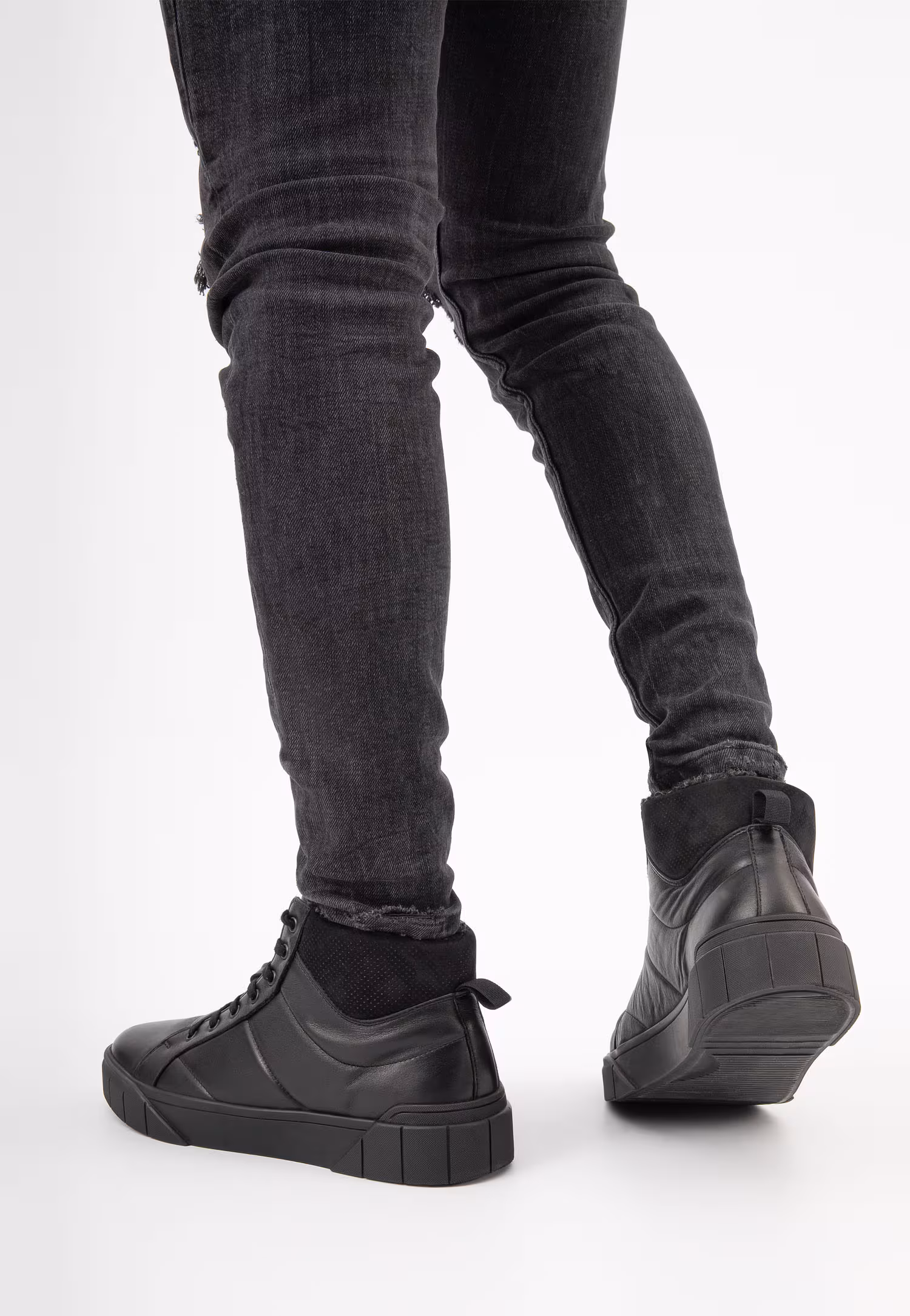 Czarne wysokie trampki męskie