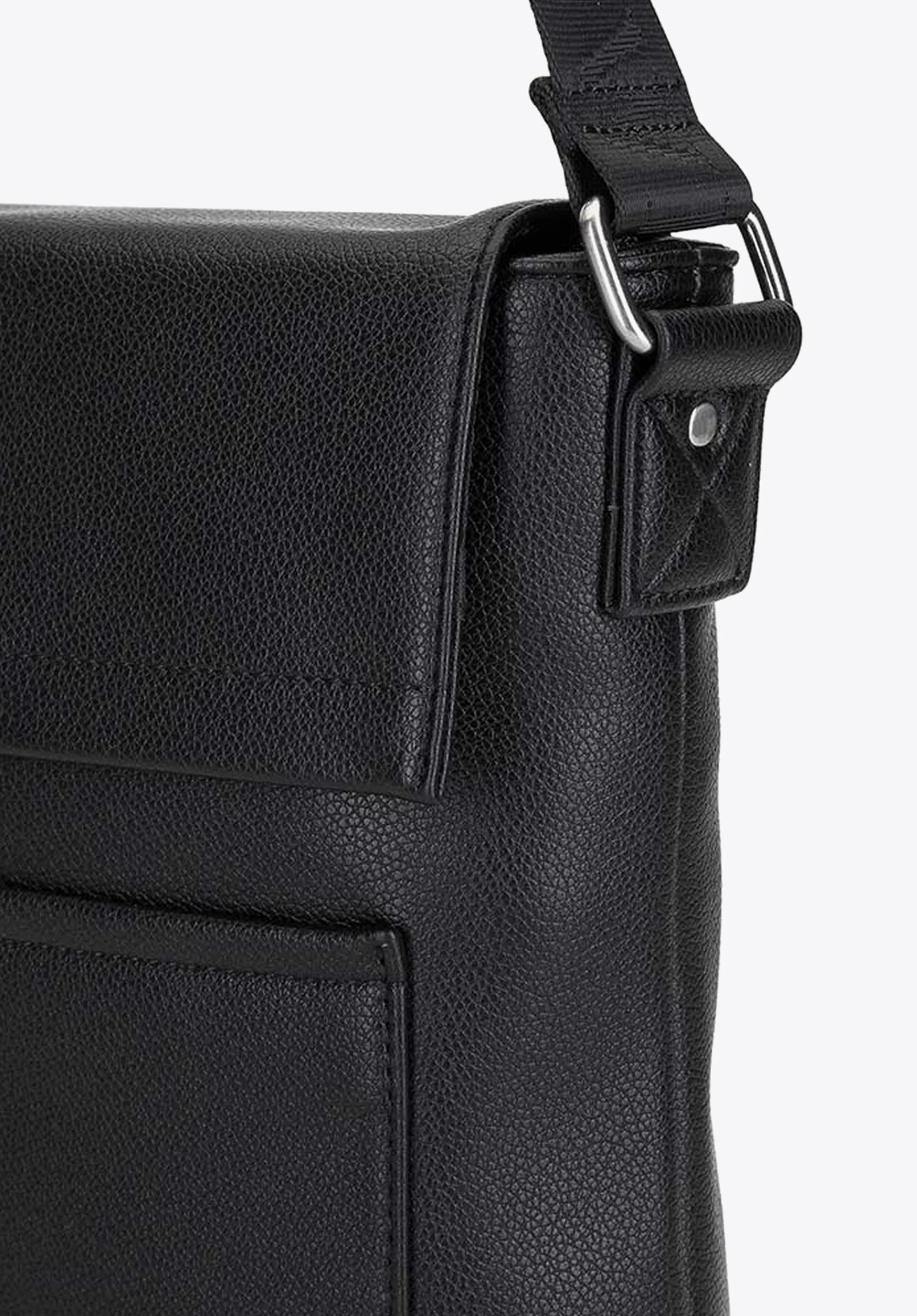 Męska listonoszka z elegancką klapą