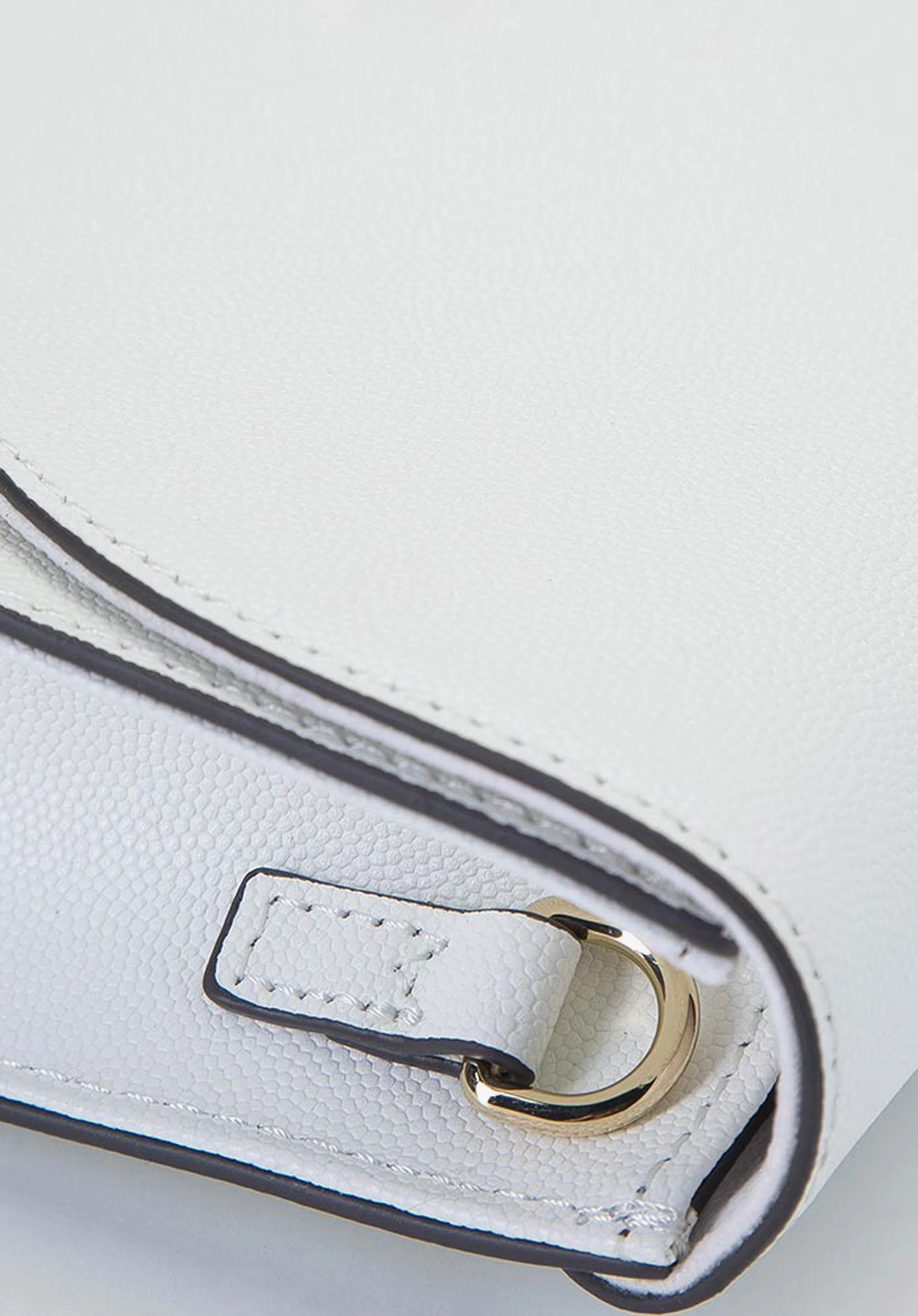 Kopertówka skórzana minimalistyczna