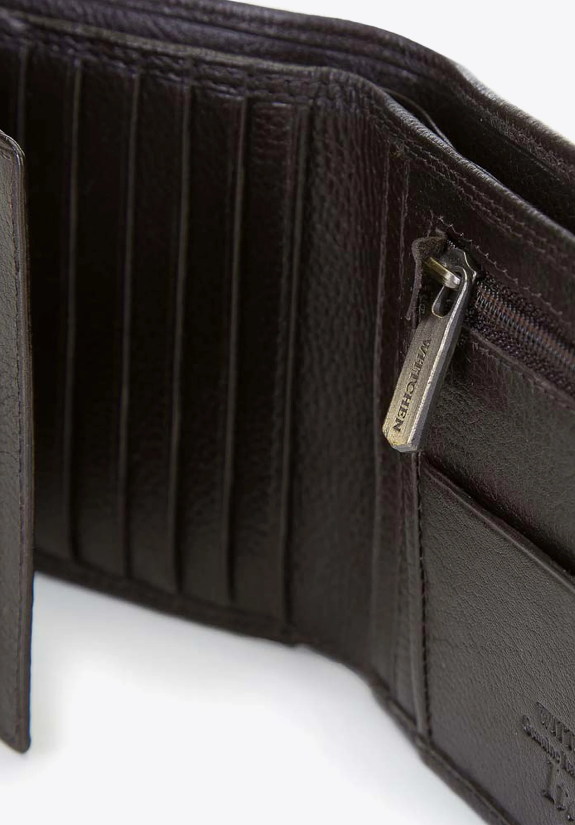 Męski portfel skórzany z rozkładanym panelem