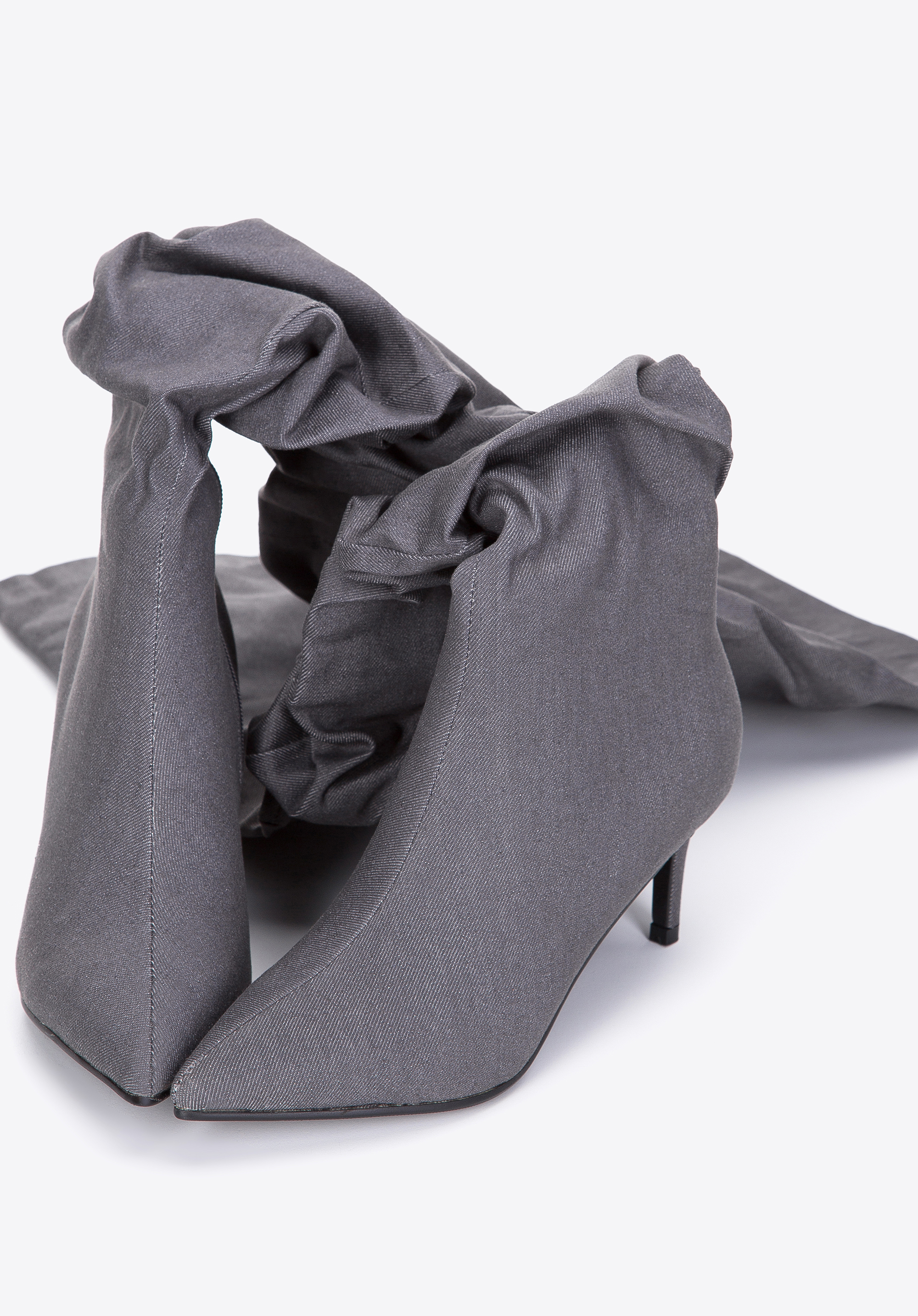 Damskie kozaki dżinsowe za kolano na obcasie