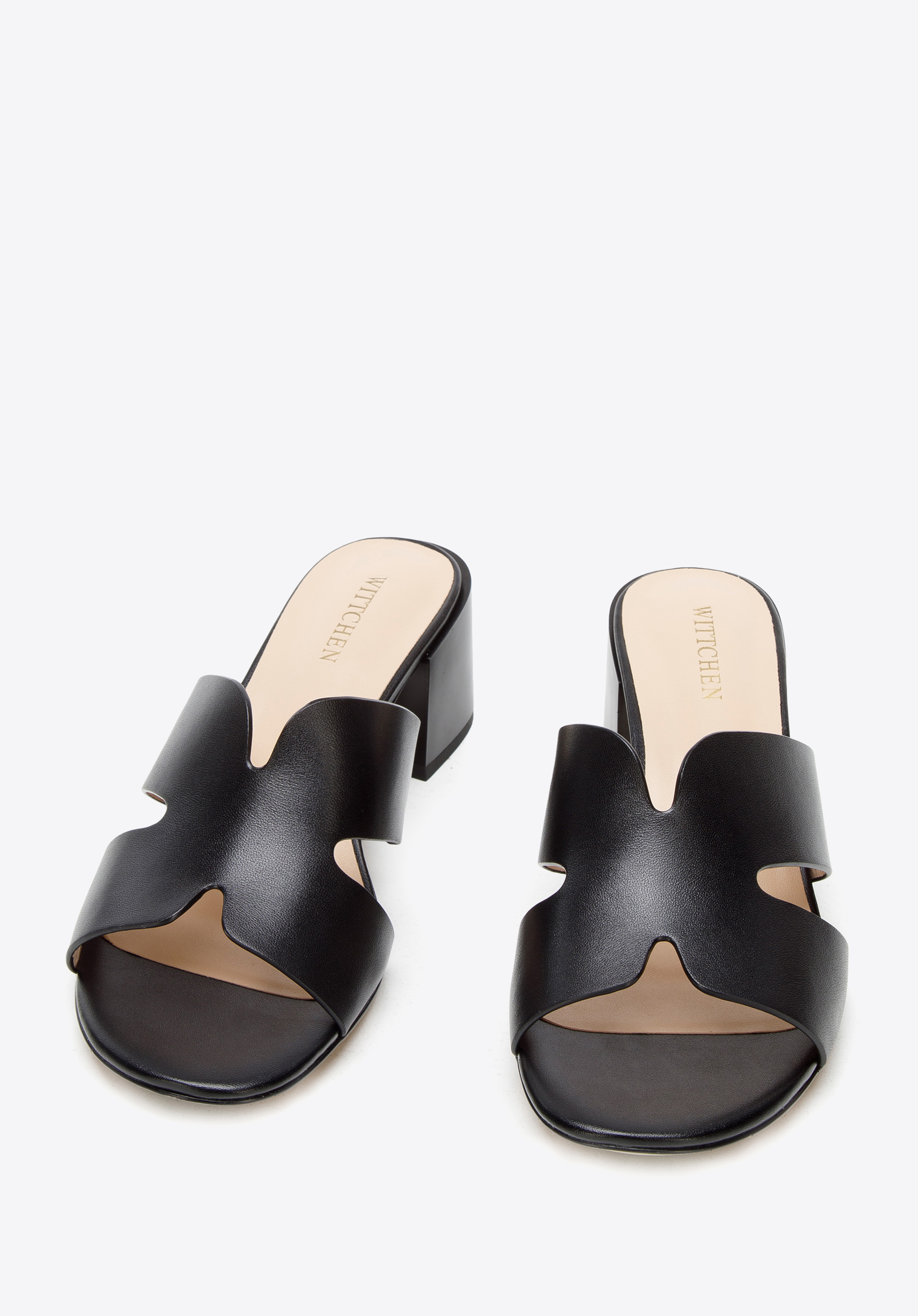 Damskie klapki skórzane proste na słupku