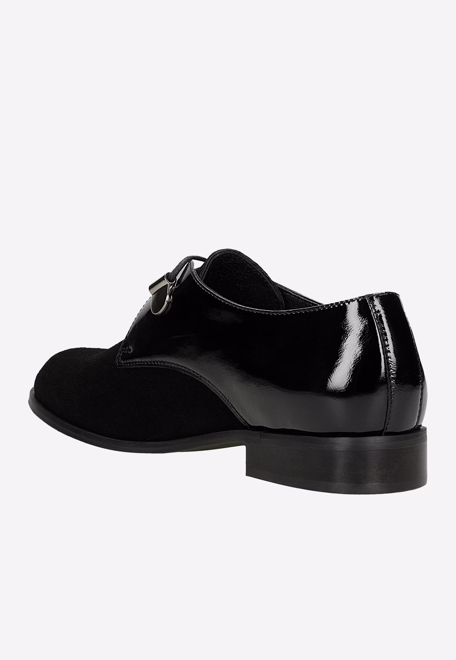 Czarne półbuty damskie z łączonych skór