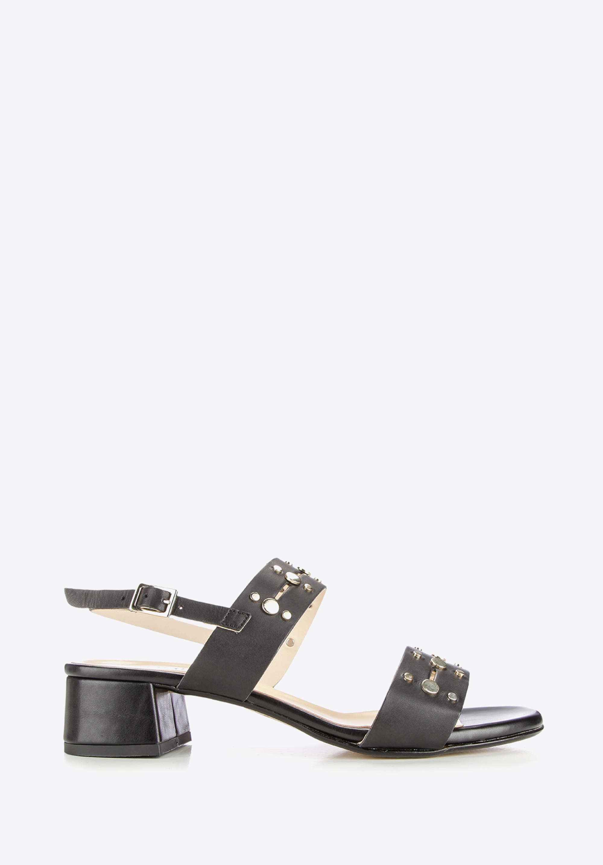 Damskie sandały skórzane z nitami