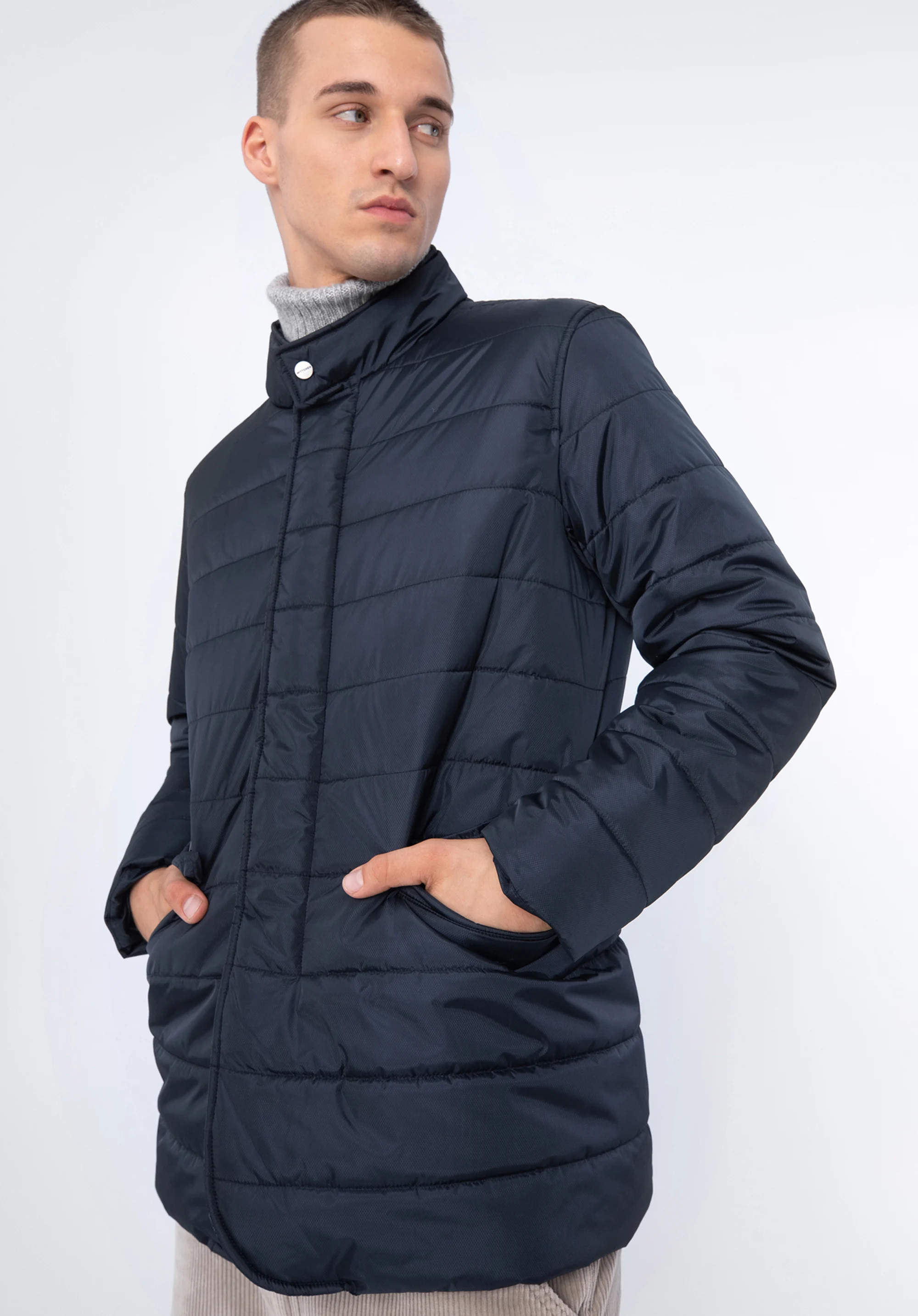 Męska kurtka z nylonu pikowana