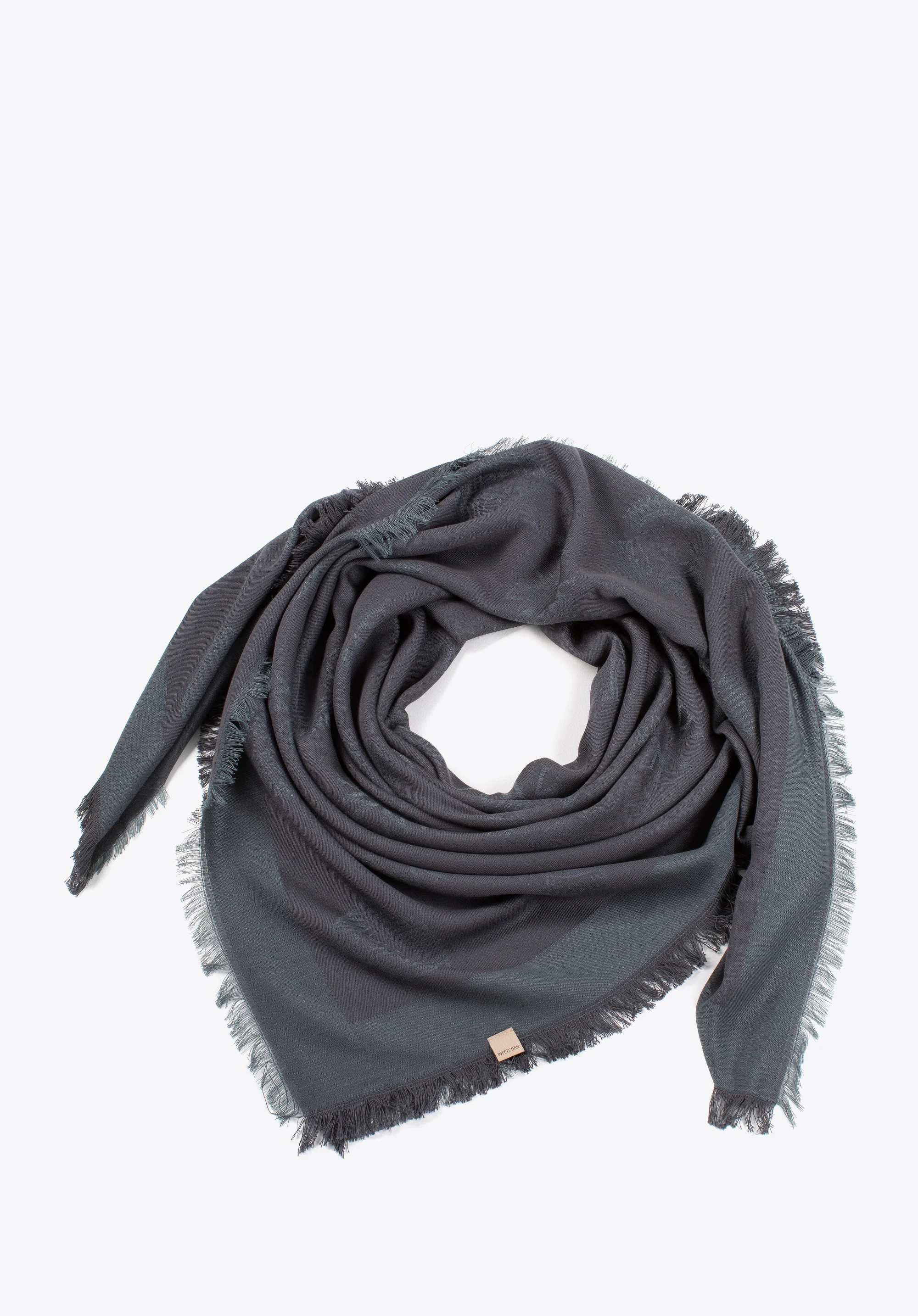 Damska chusta z bambusem tkana w monogram