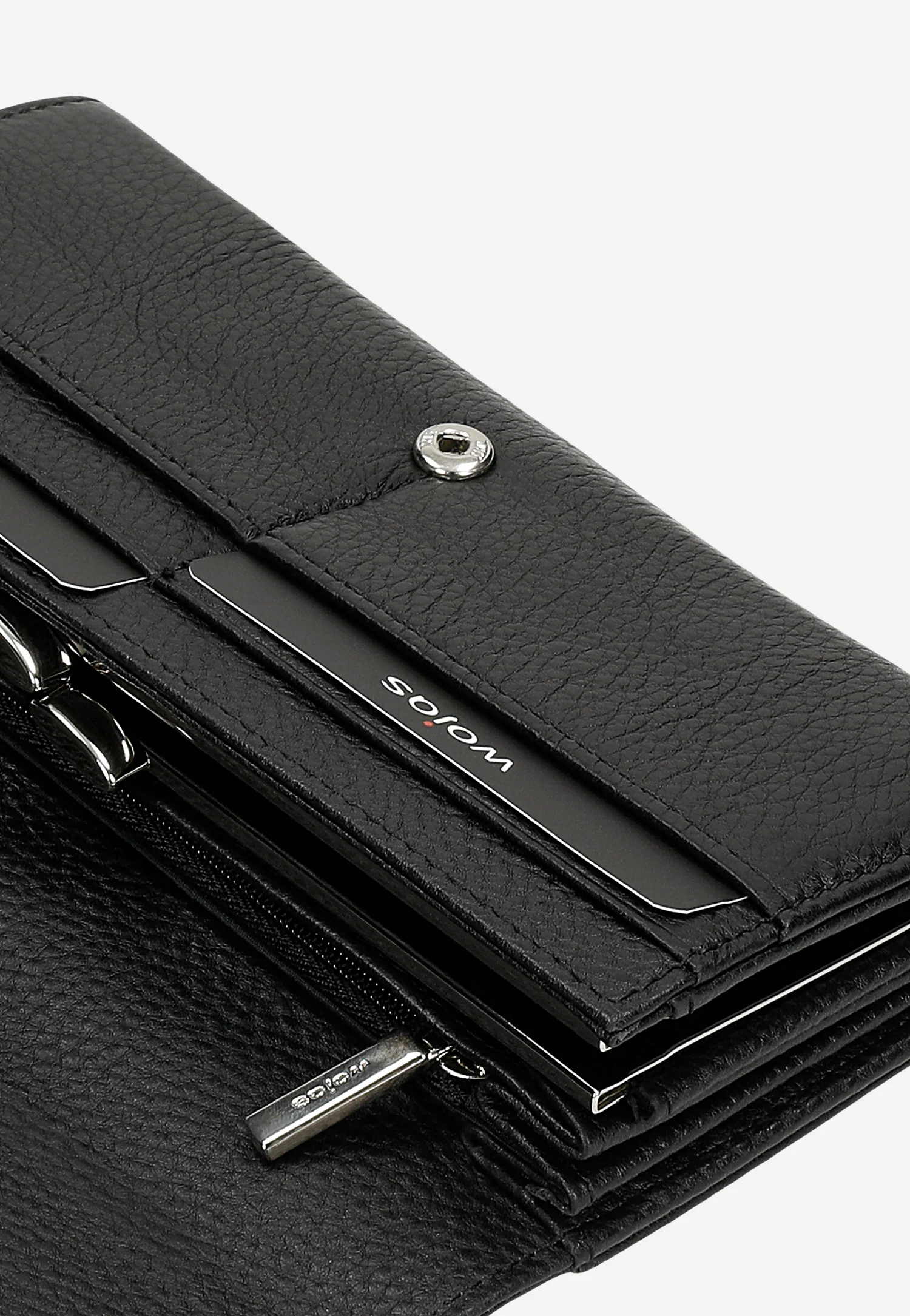 Duży czerwony portfel z lakierowanej skóry z lekko metalicznym połyskiem