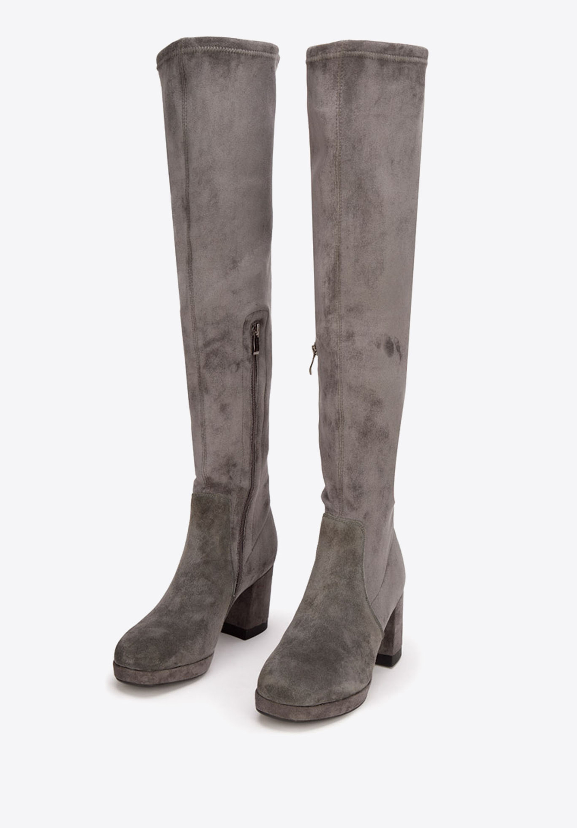 Kozaki zamszowe na słupku z elastyczną cholewką