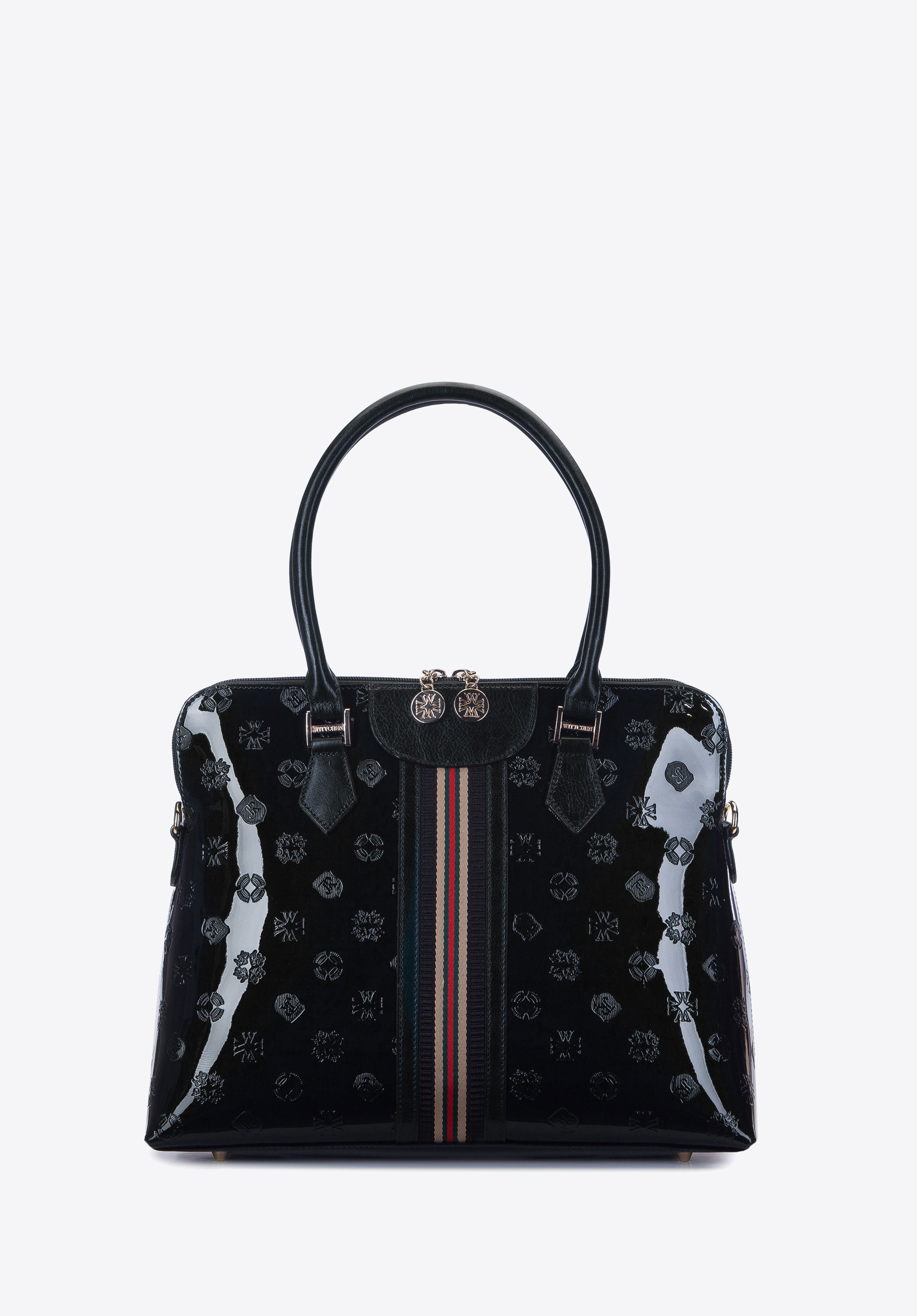 Kuferek lakierowany z tłoczeniami i tasiemką