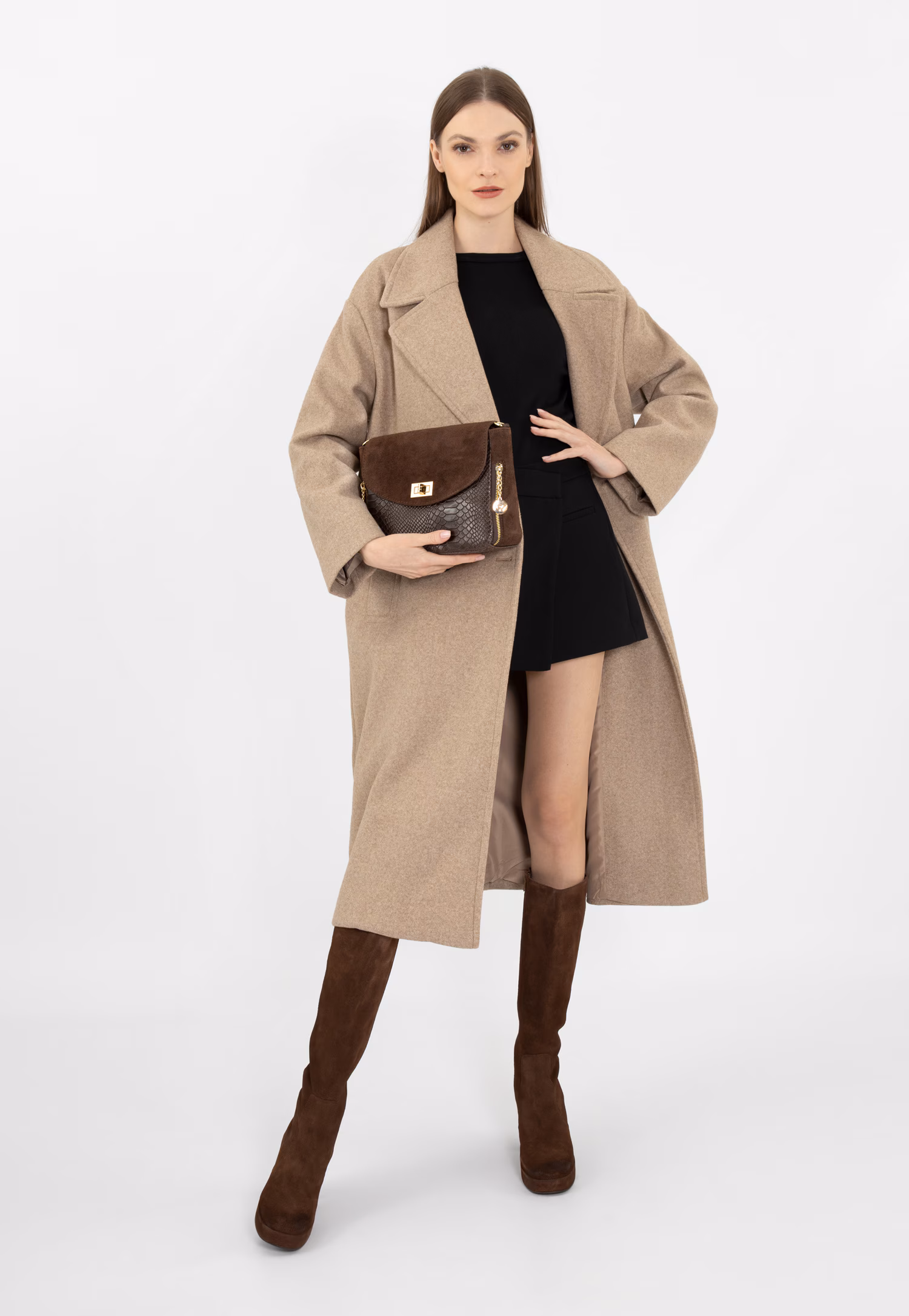 Ciemnobrązowa torebka damska z ciekawą fakturą