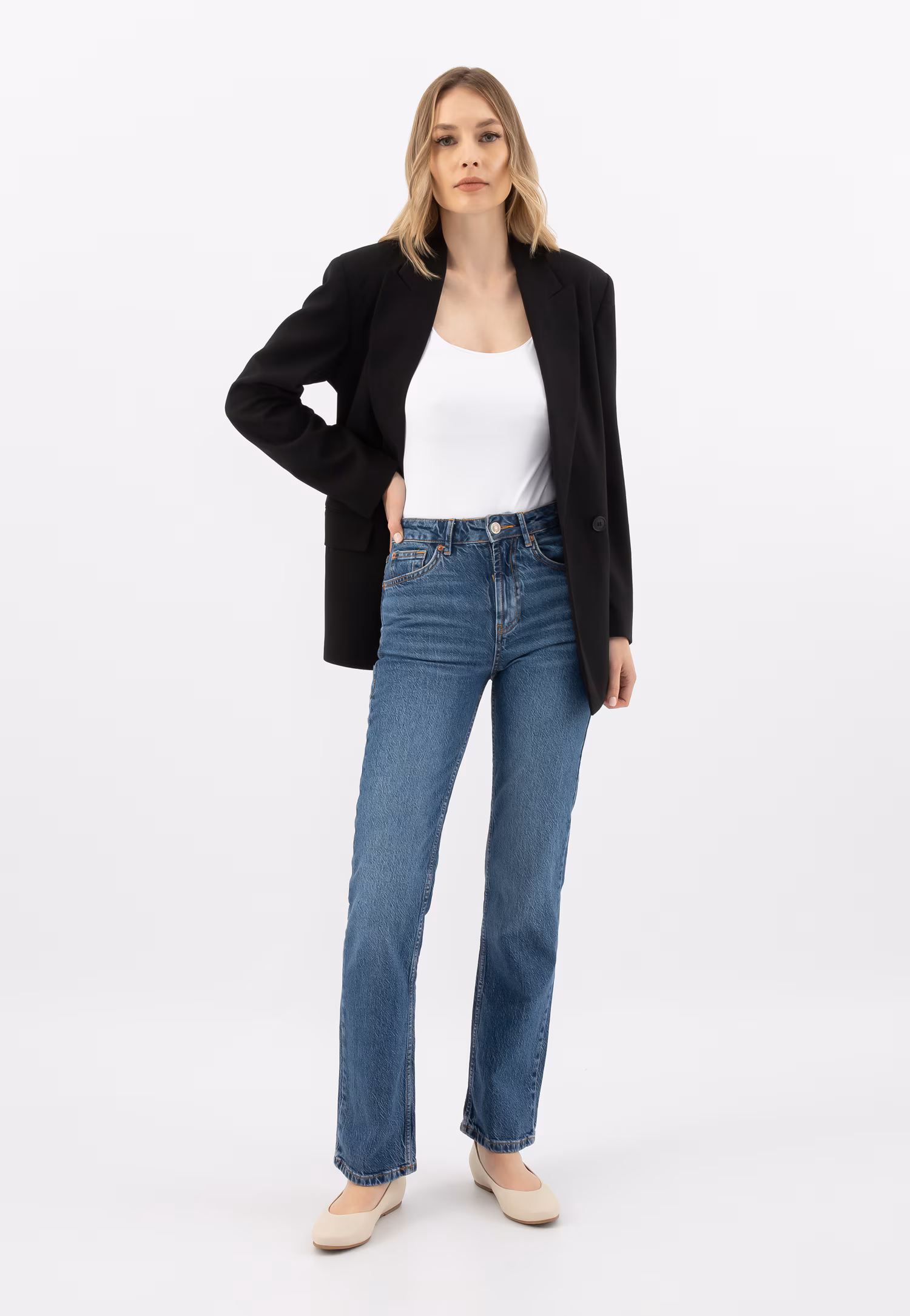 Czarne lakierowane baleriny damskie