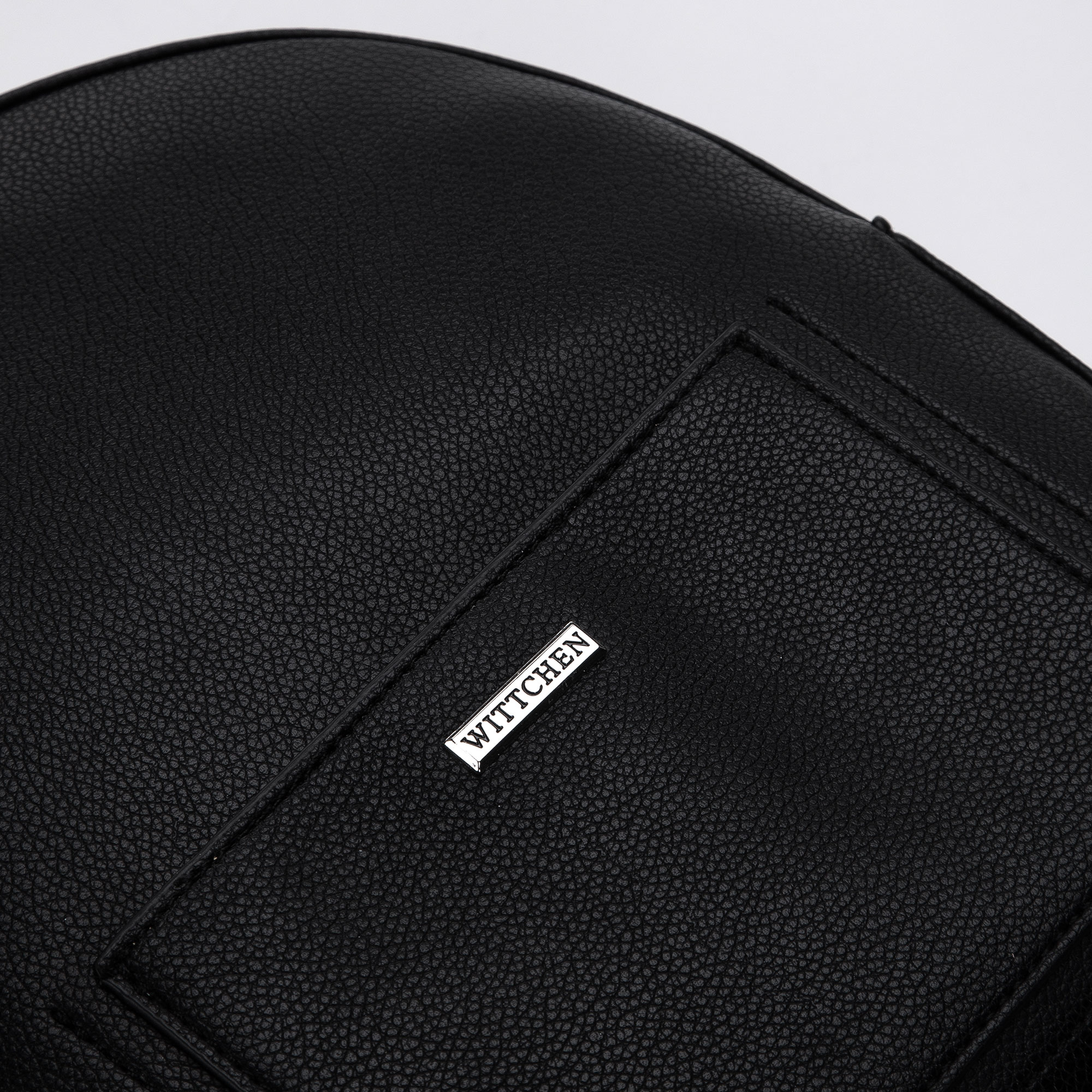 Damski plecak z ekoskóry zaokrąglony mały