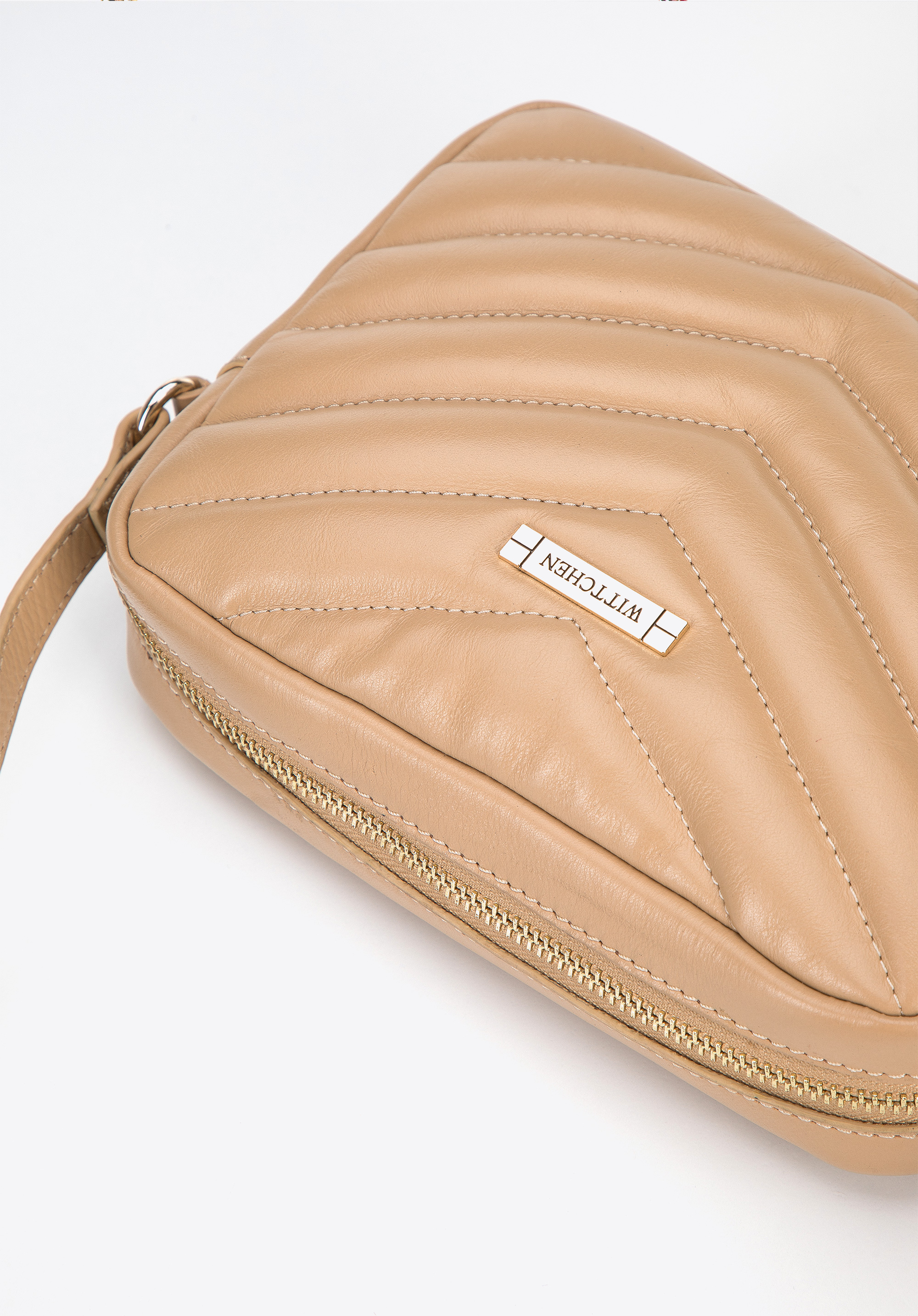 Damska listonoszka skórzana z ukośnym pikowaniem