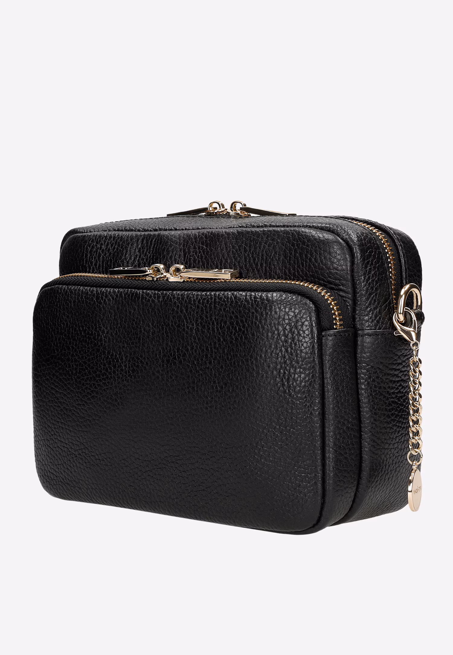 Mała czarna skórzana torebka ze złotymi elementami
