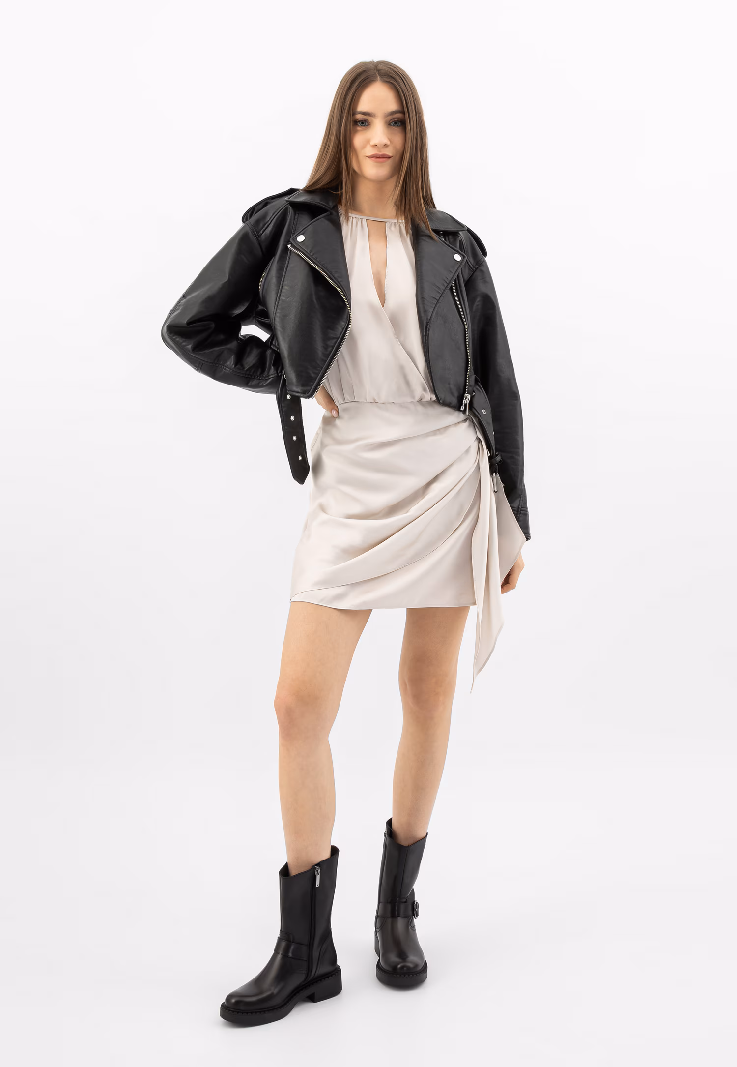 Czarne skórzane botki damskie typu bikery