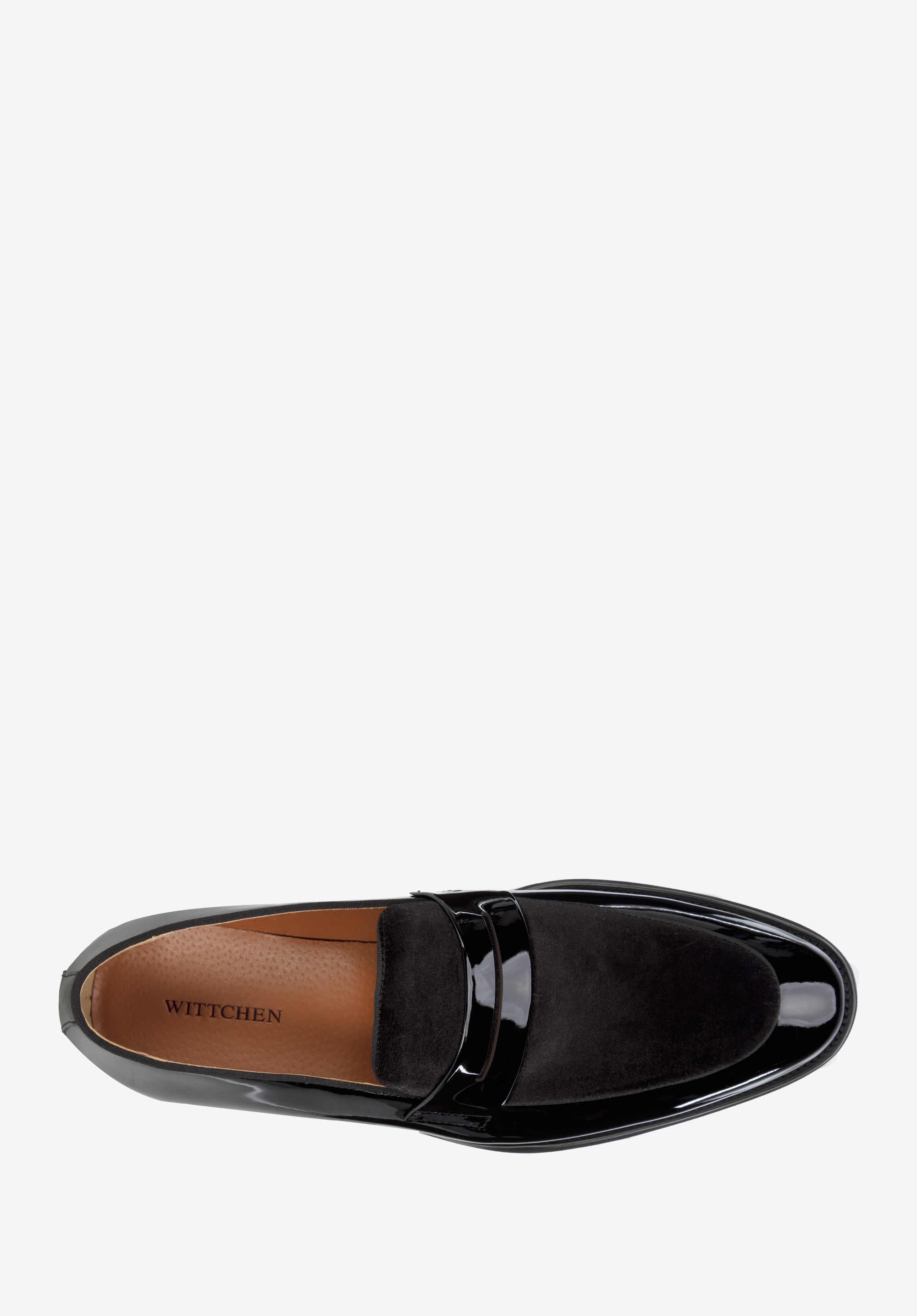 Męskie mokasyny z lakierowanej skóry z welurową wstawką