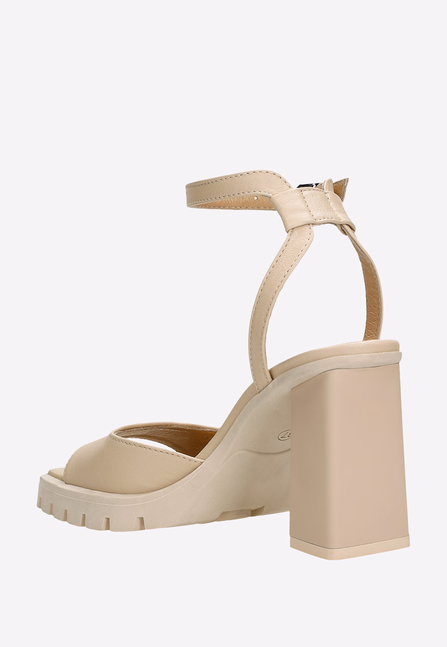 Beżowe sandały damskie z odkrytą piętą