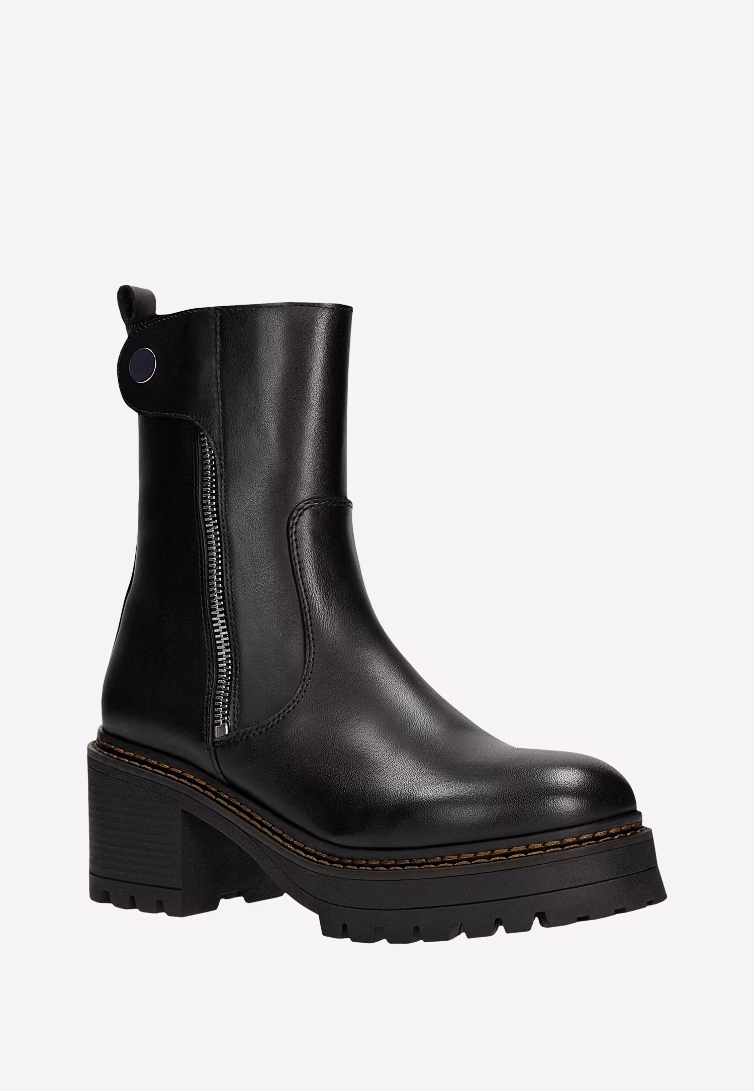 Czarne skórzane botki damskie na grubym obcasie