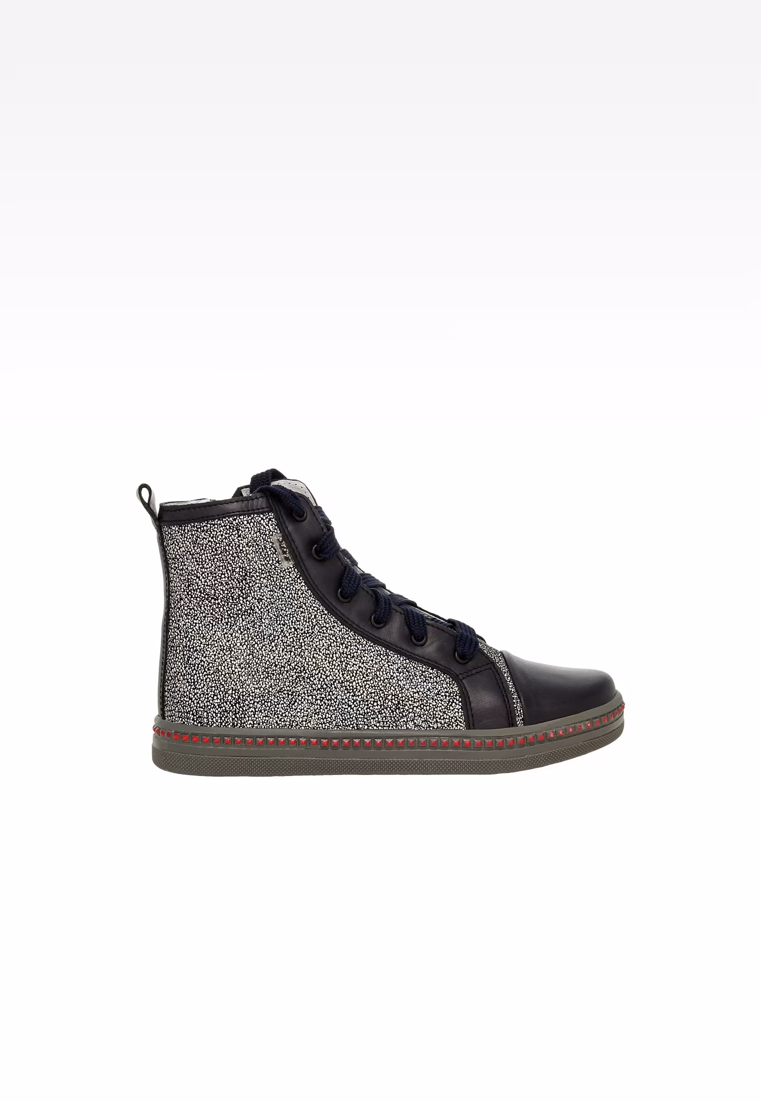 Szare trampki z elementami z lakierowanej skóry 14133-08