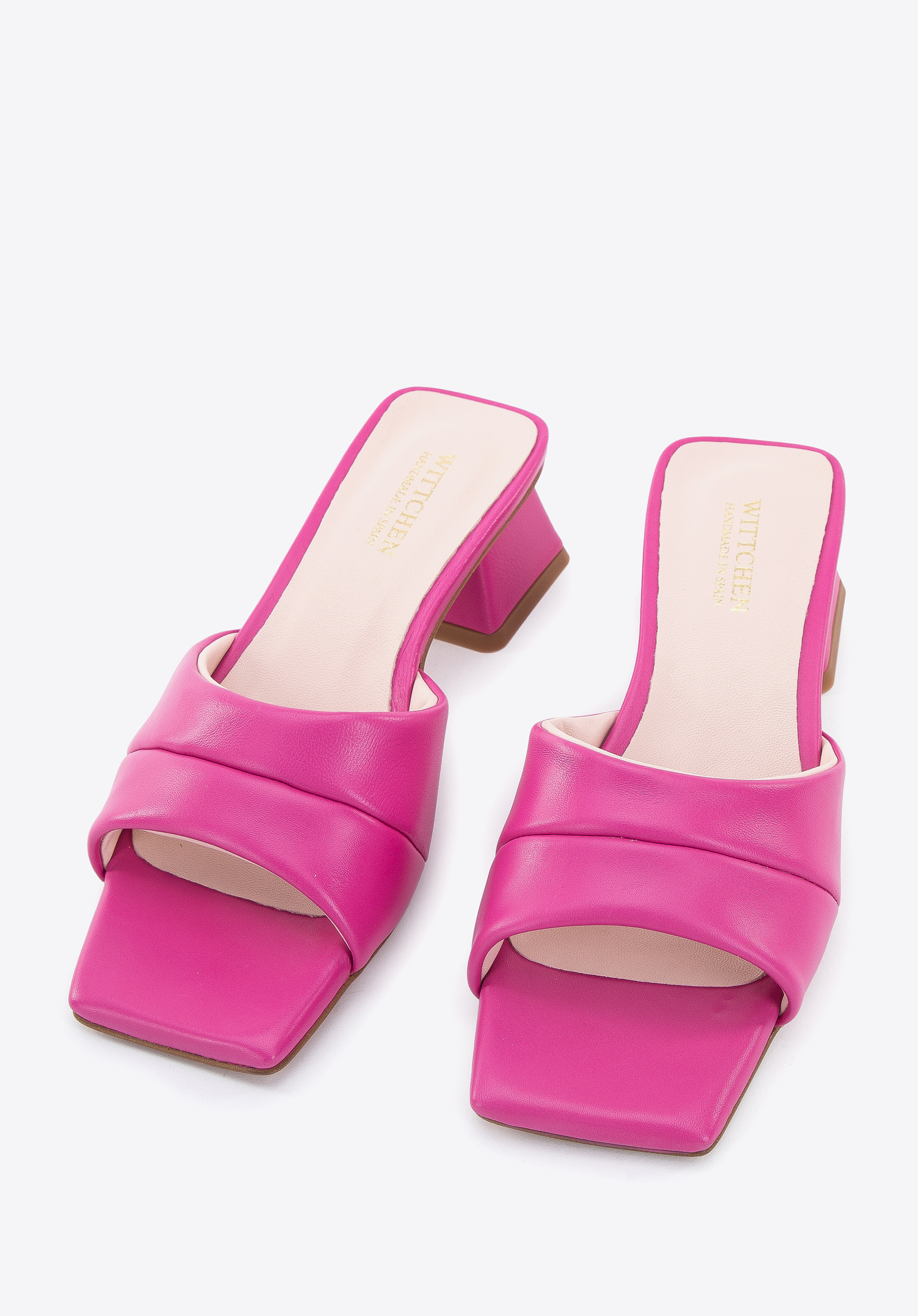 Damskie klapki z miękkiej skóry klasyczne