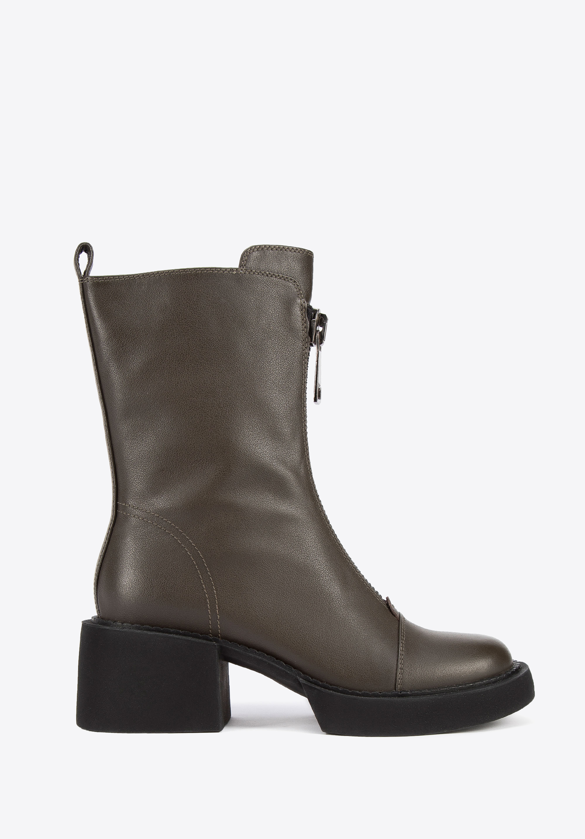 Botki skórzane z suwakiem na platformie